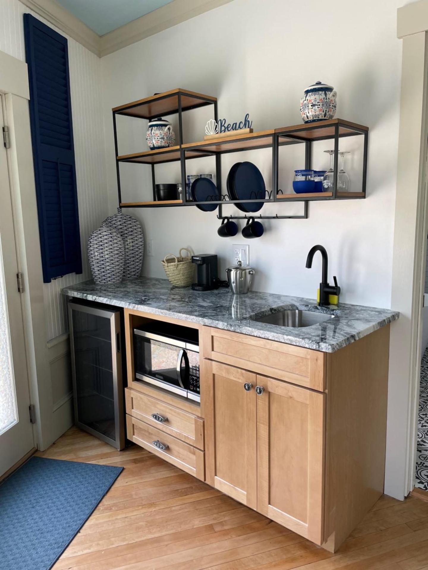 The Tern Inn Bed & Breakfast and Cottages