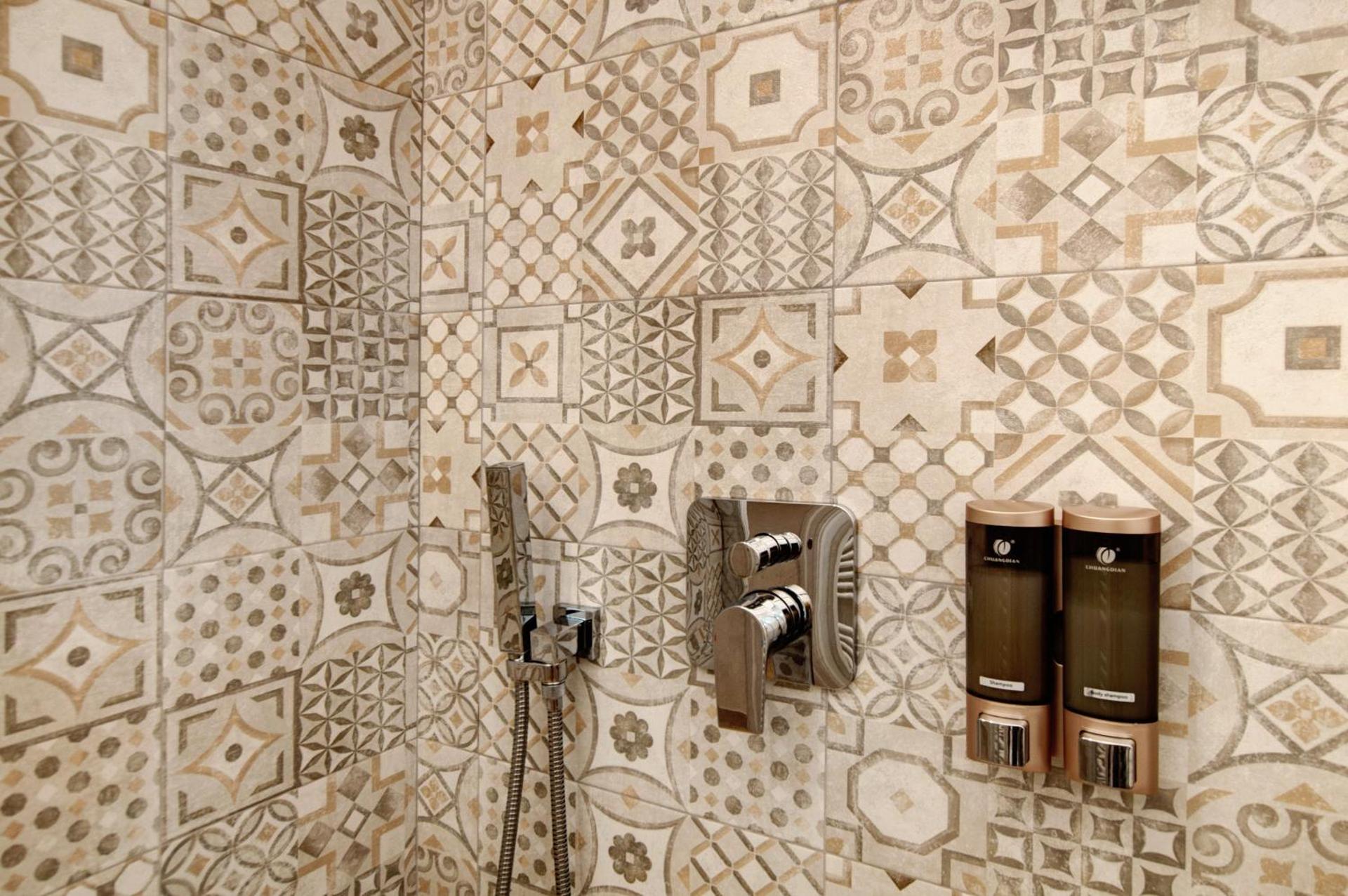 Thari House Como Lake