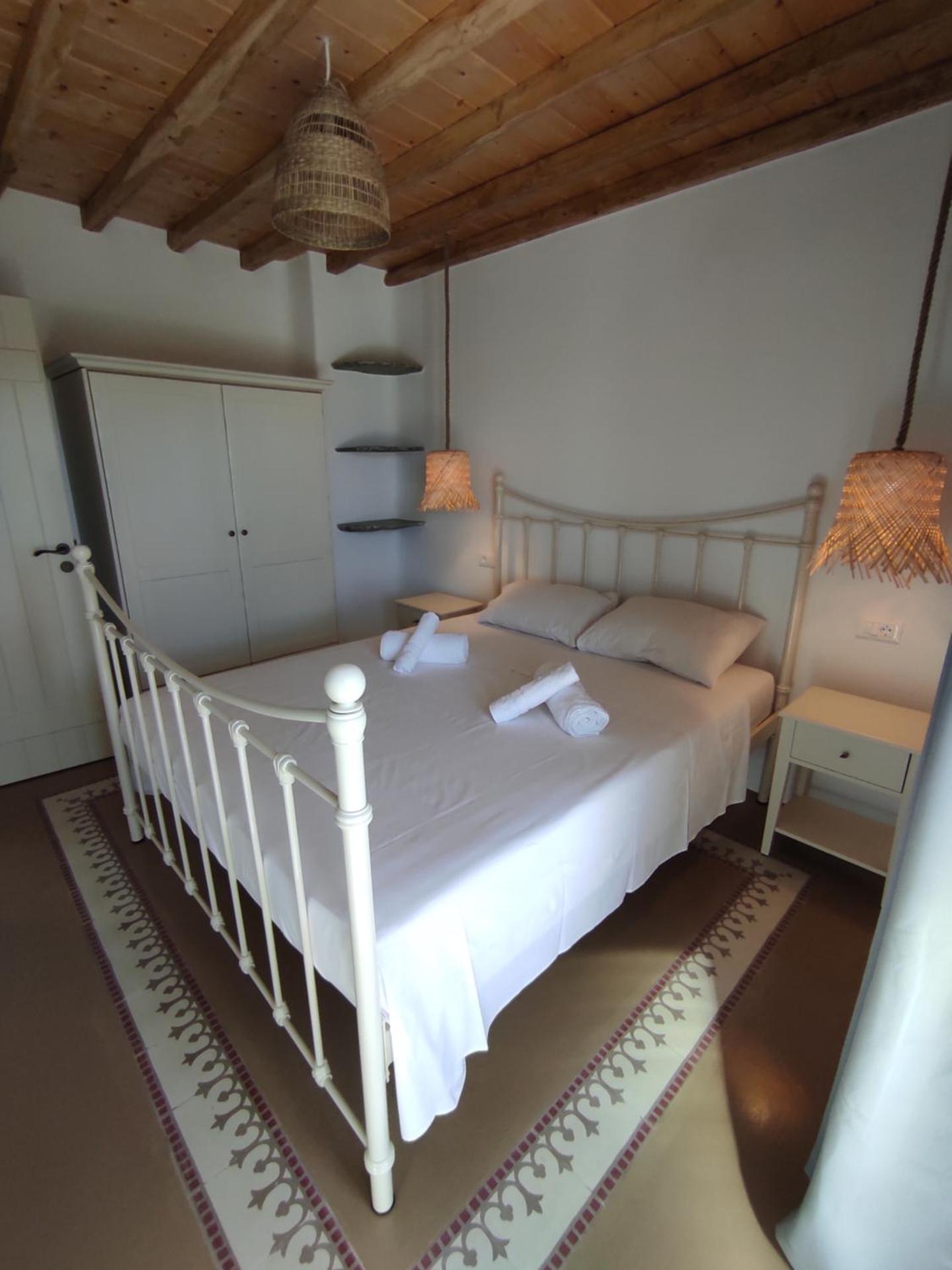 Traditional suites in Chora Kythnos #5