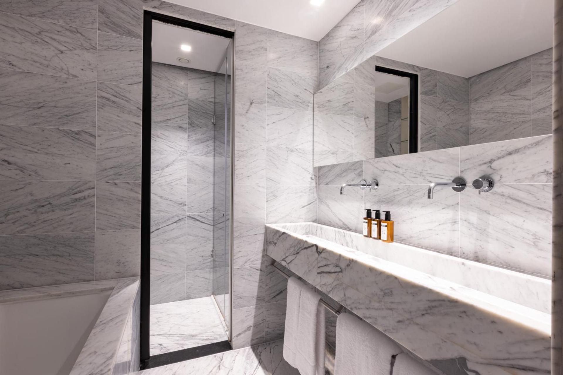 La Suite West - Hyde Park