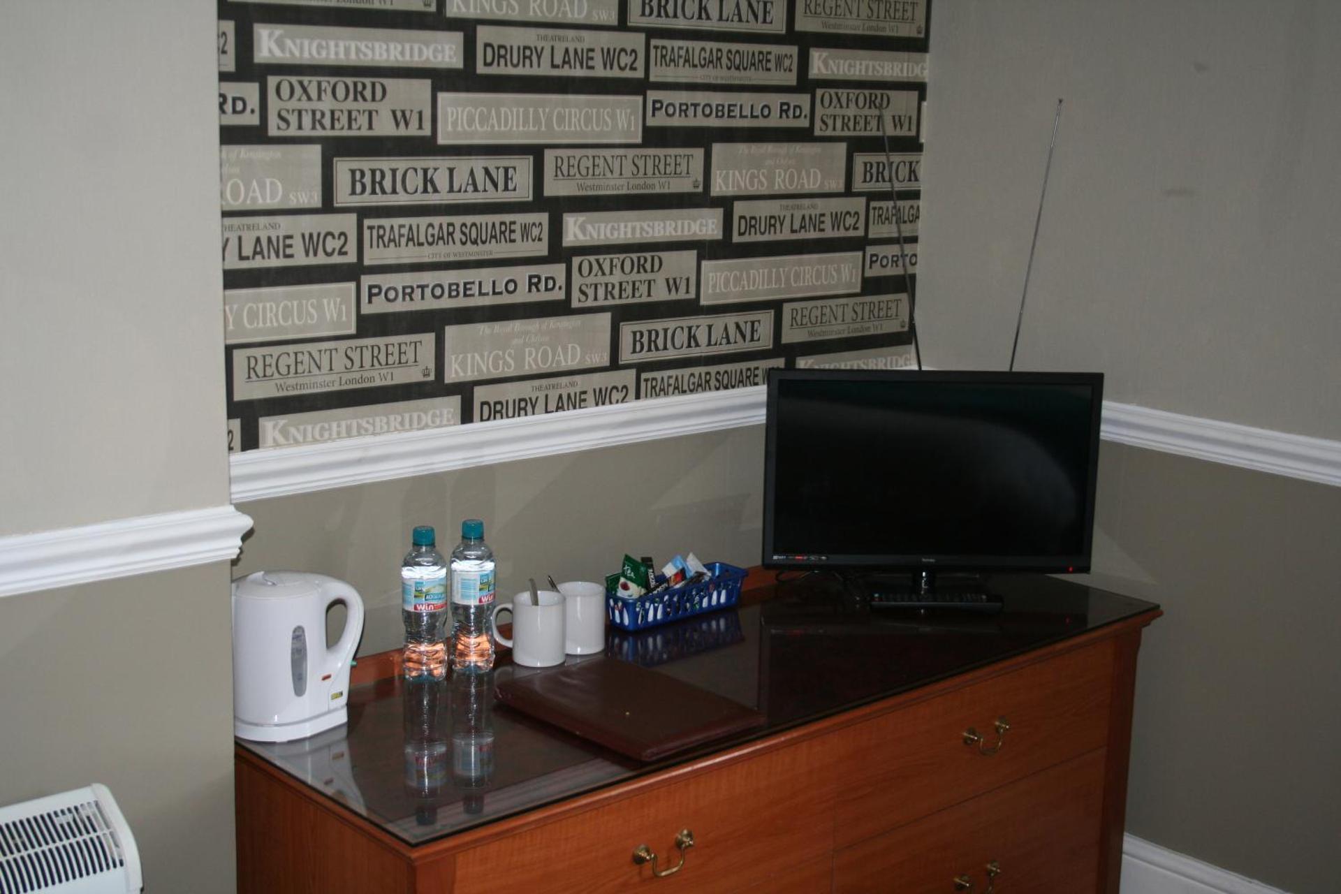 Coffee/tea facilities