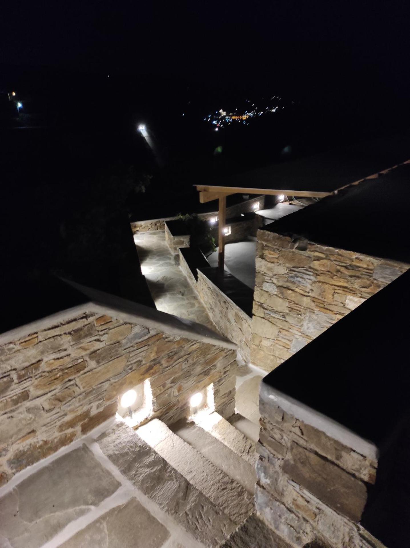 Traditional suites in Chora Kythnos #6