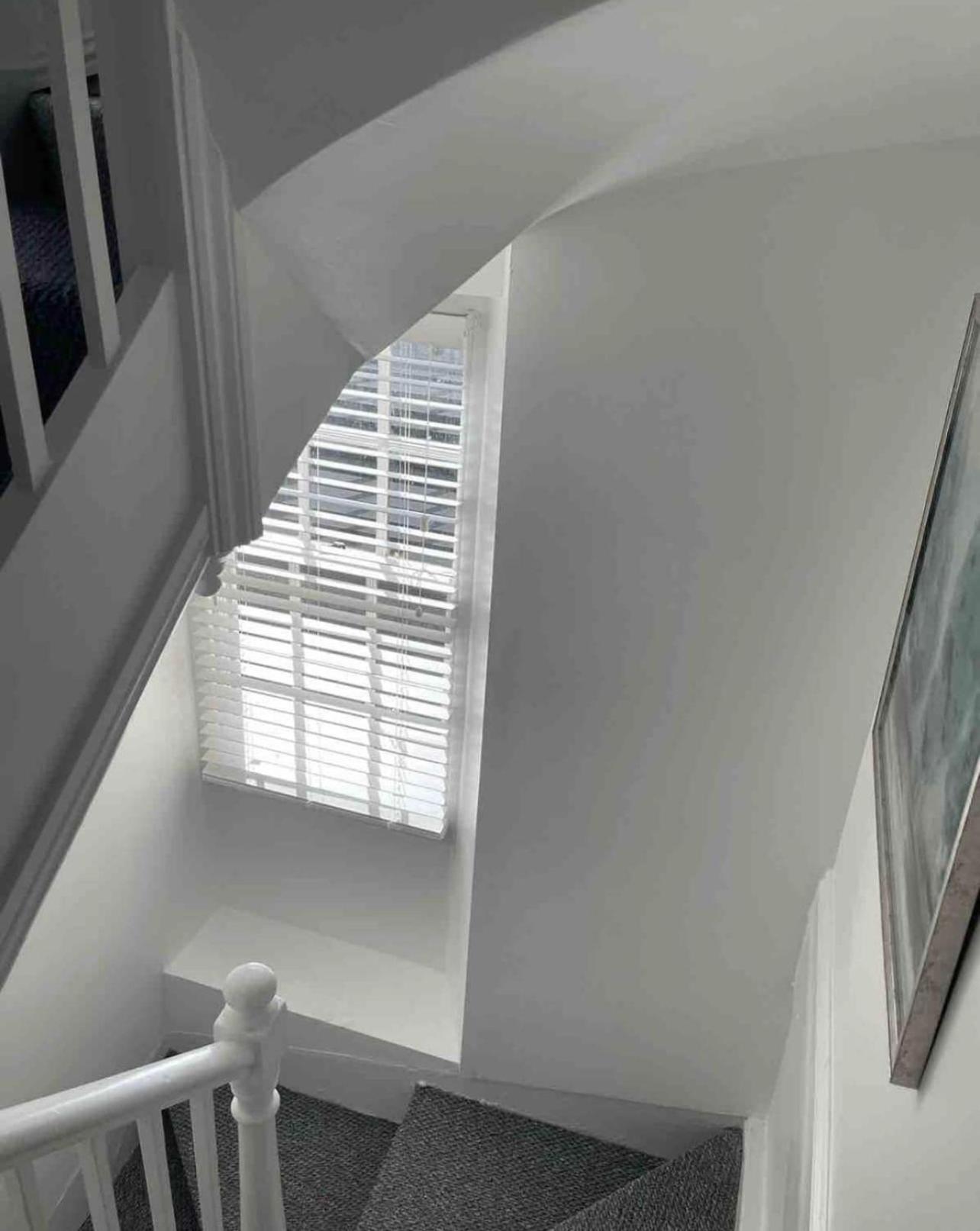 Self contain apartment on the Barbican 3 bed