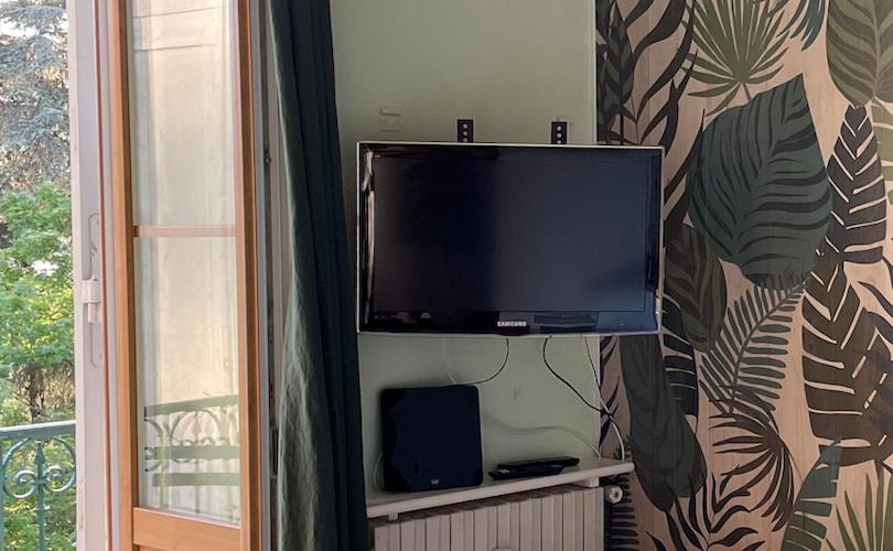 Le Beau Site Grand Hotel - lovely heritage cocoon Aix-les-Bains central park