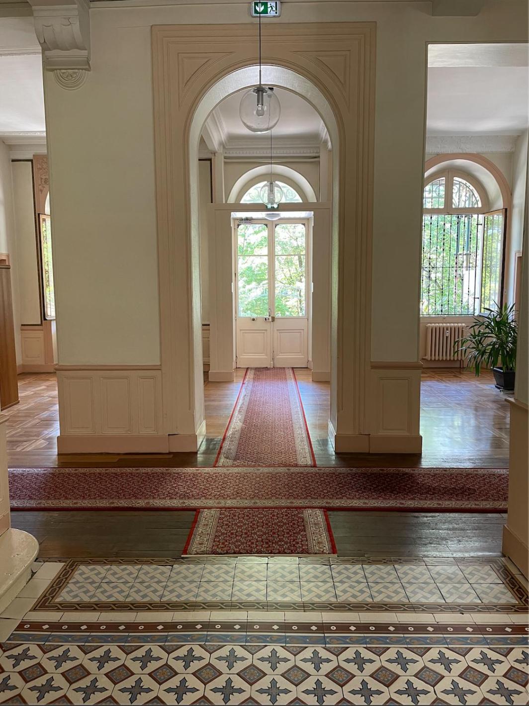 Le Beau Site Grand Hotel - lovely heritage cocoon Aix-les-Bains central park