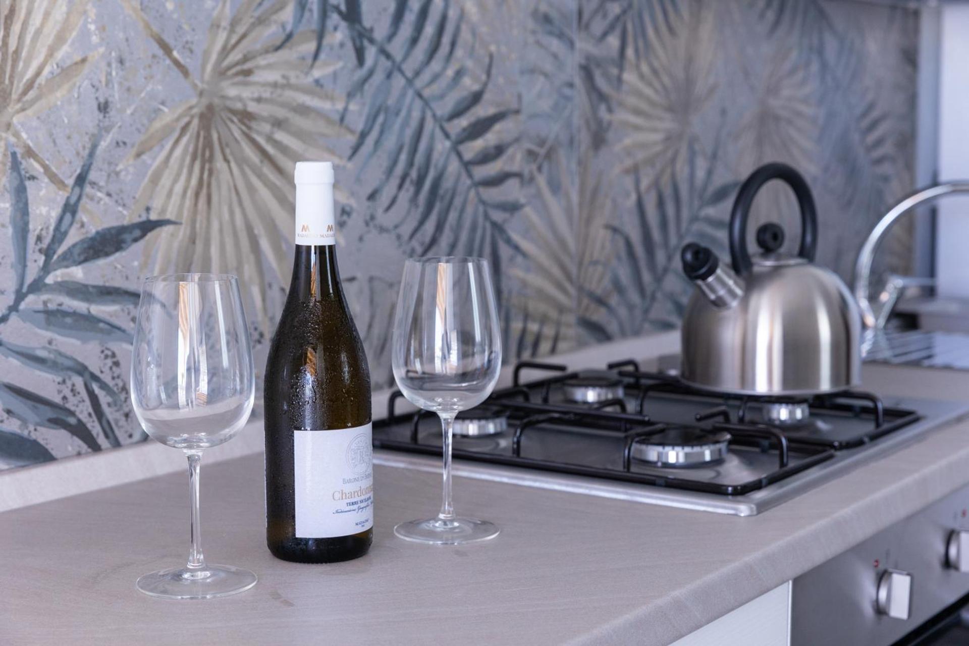 Villa Pasitea fronte mare