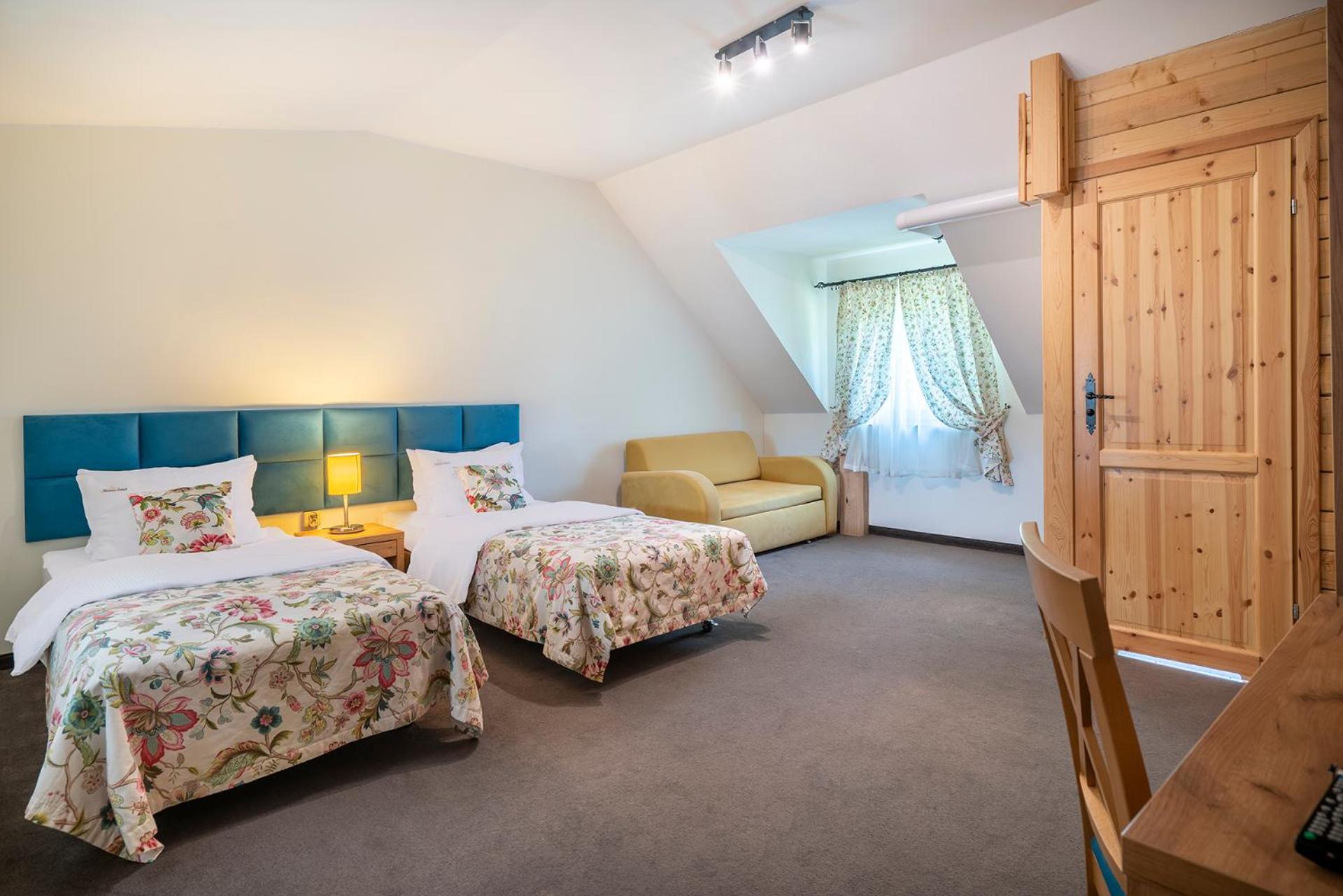 Photo of the whole room