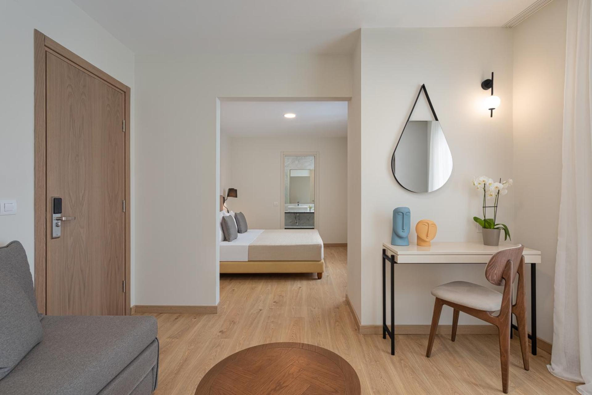 Photo of the whole room