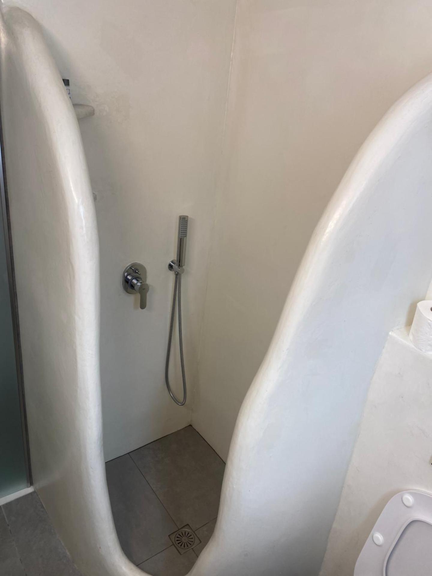 Iakovos' Luxury House