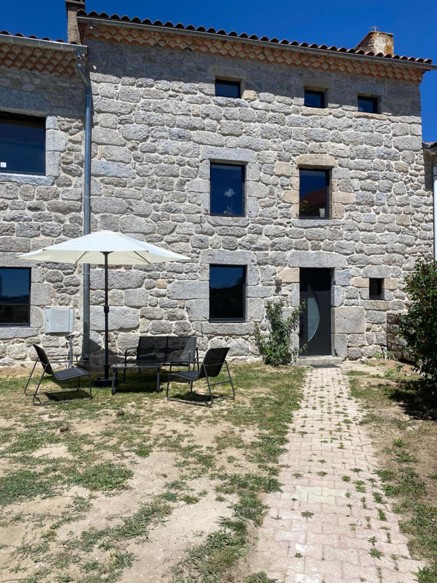 Logement cocooning au cœur de la nature