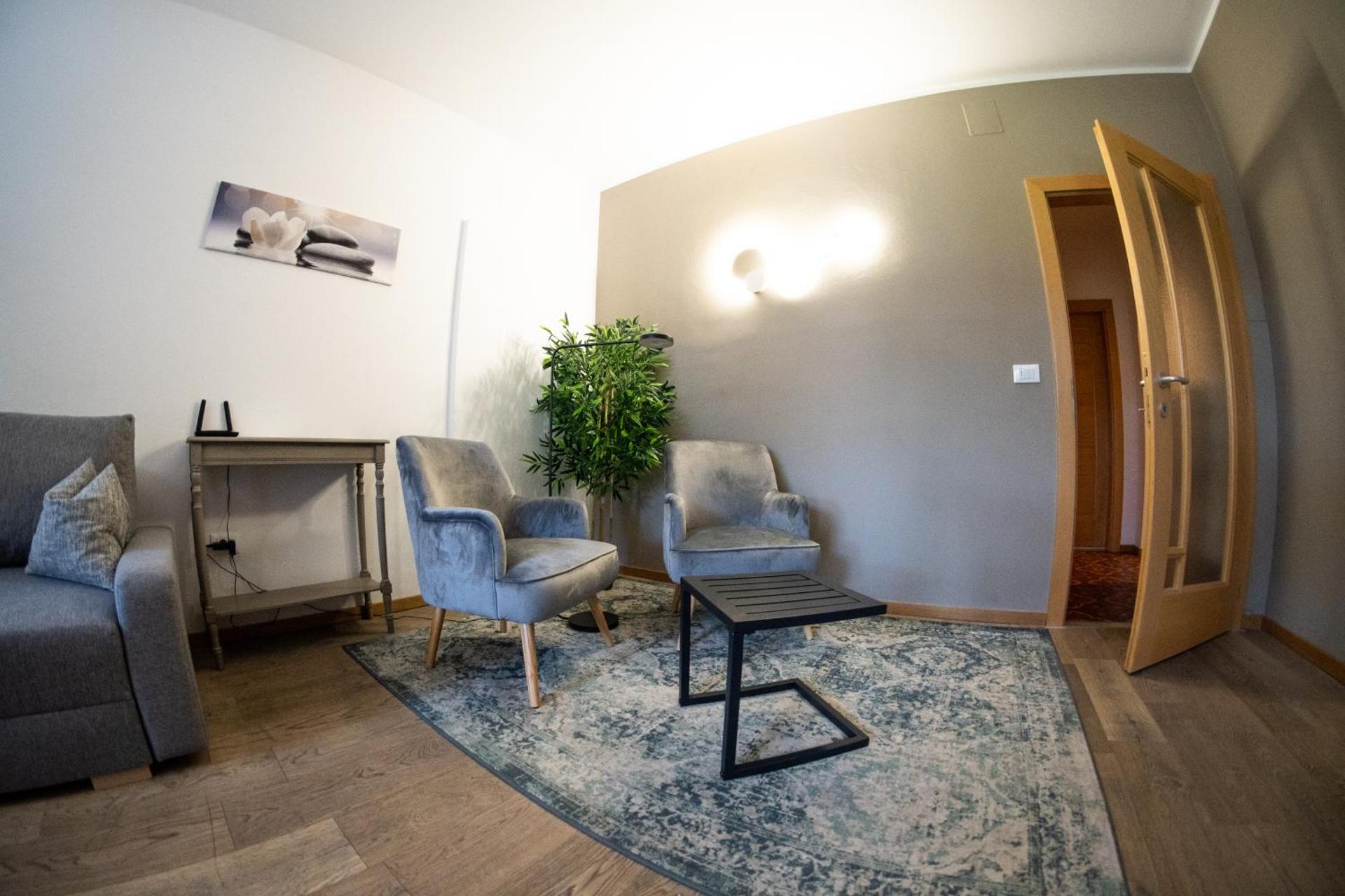 Flow Apartments Karl Wolf Park