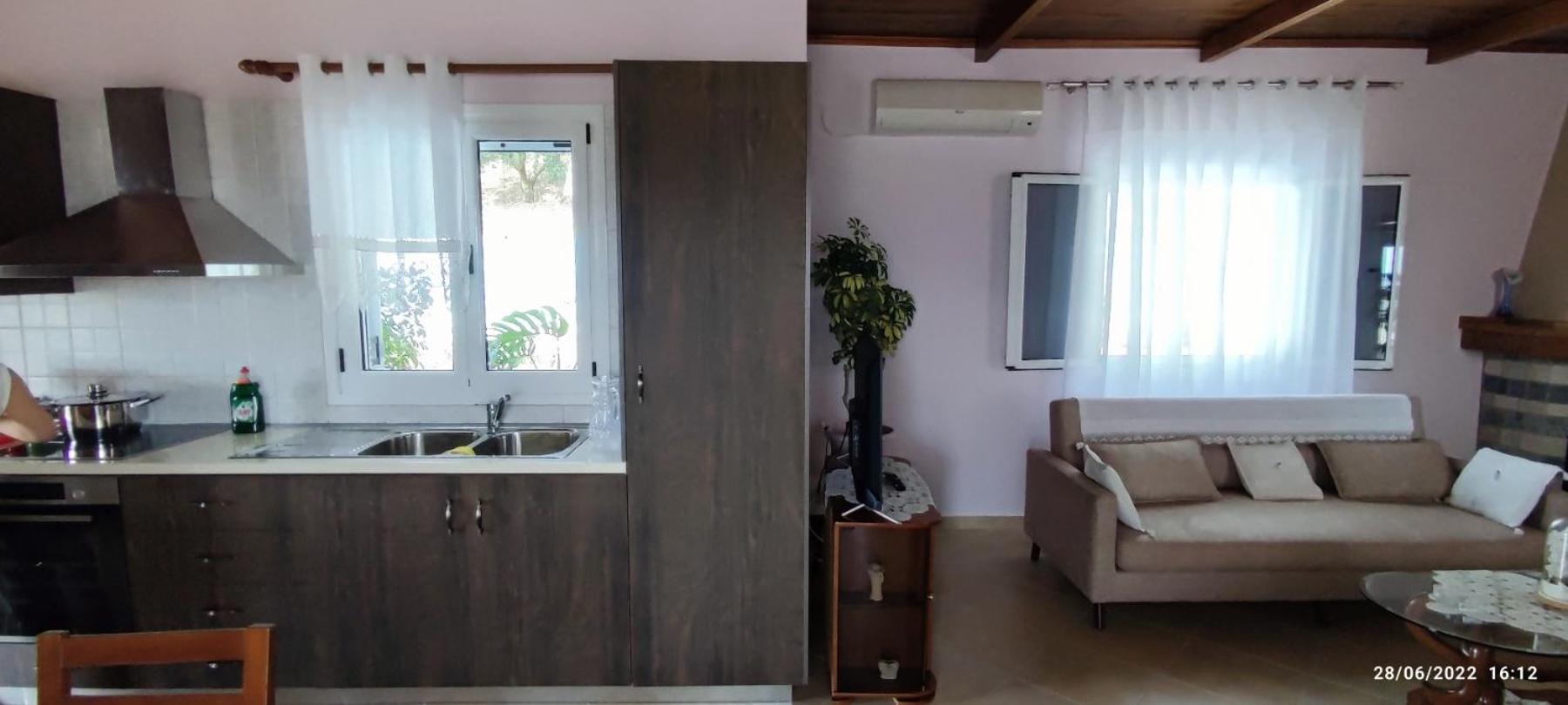 Phoenice's apartment