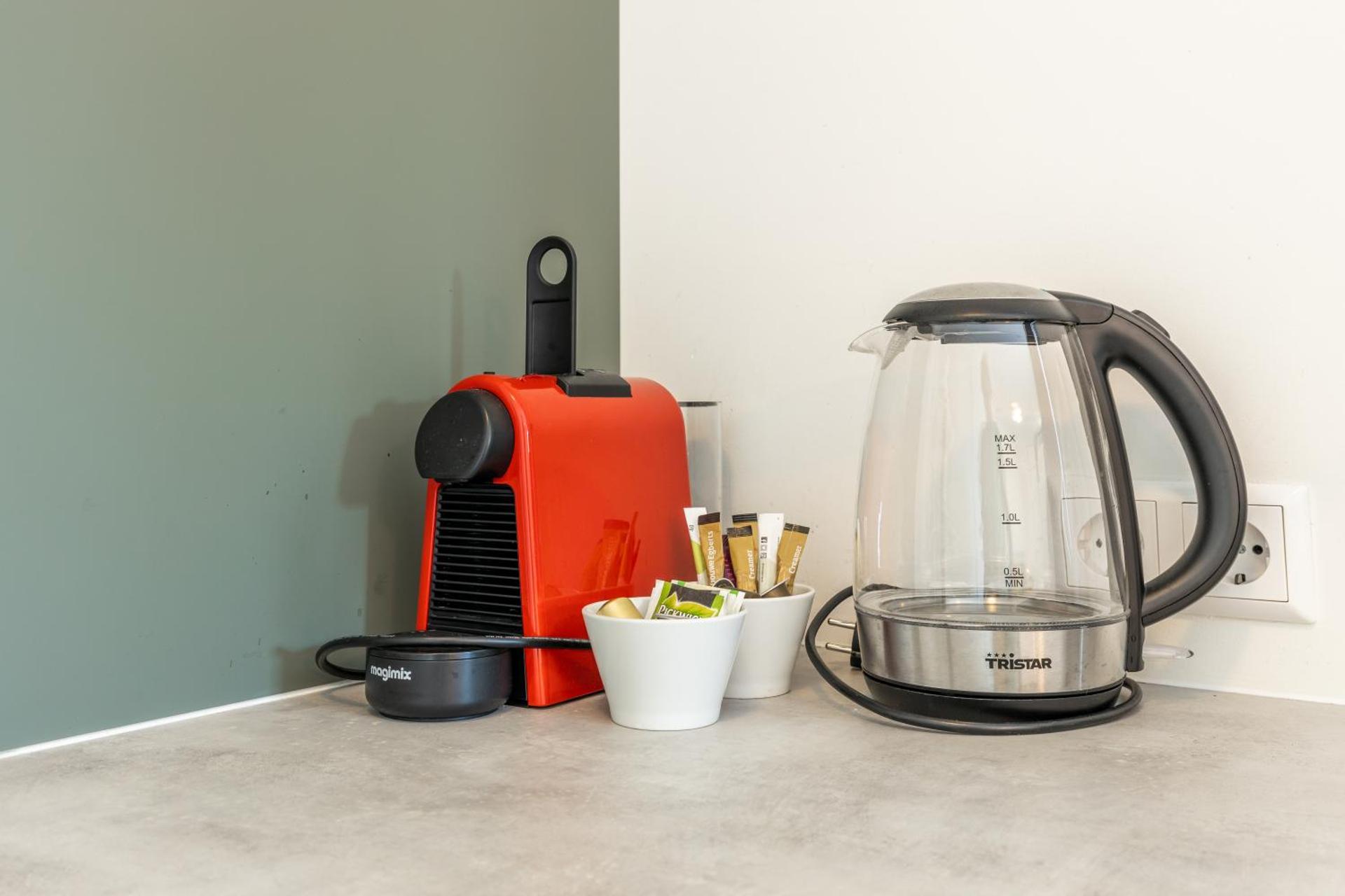 Coffee/tea facilities