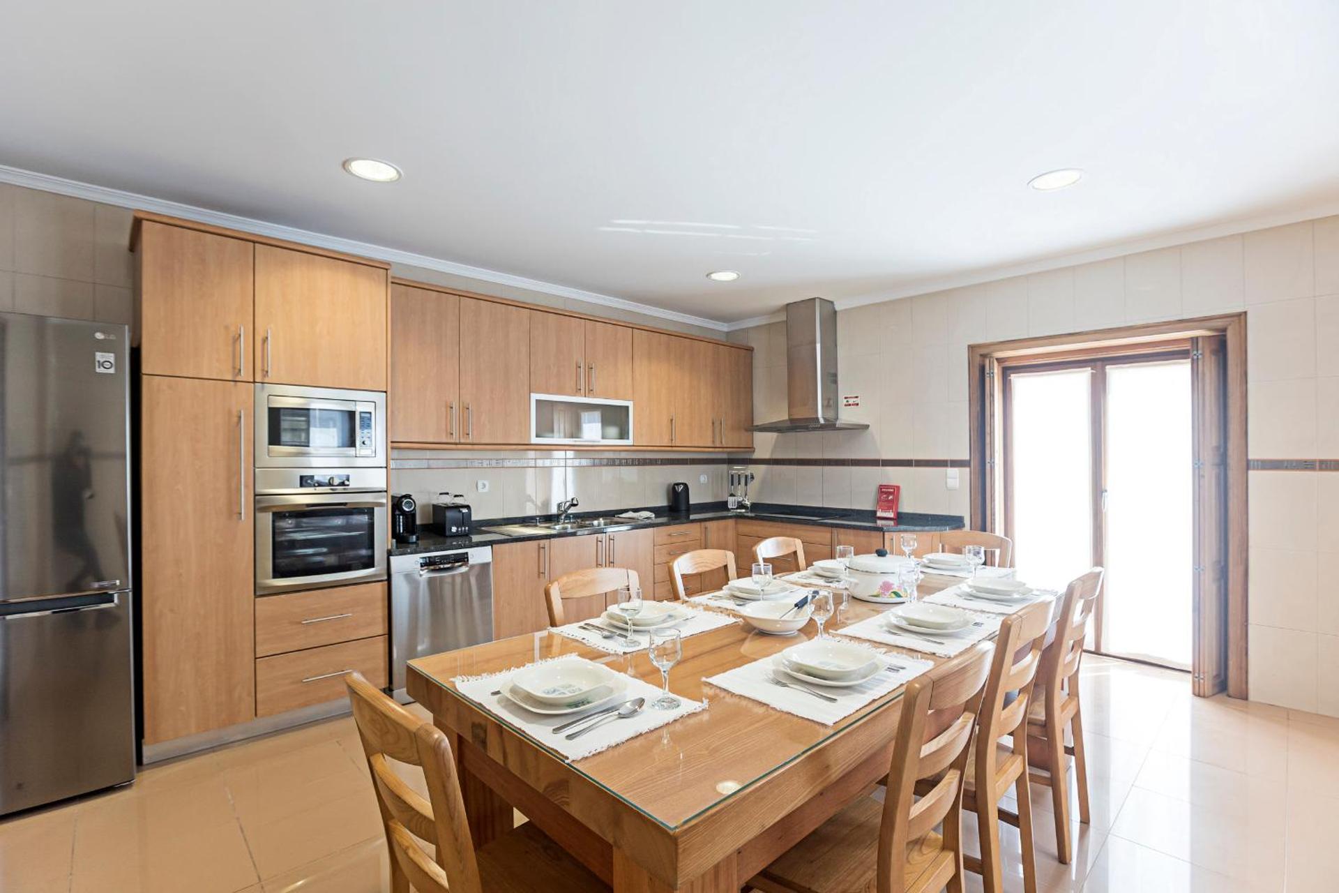 Mindelo Villa Beach by LovelyStay