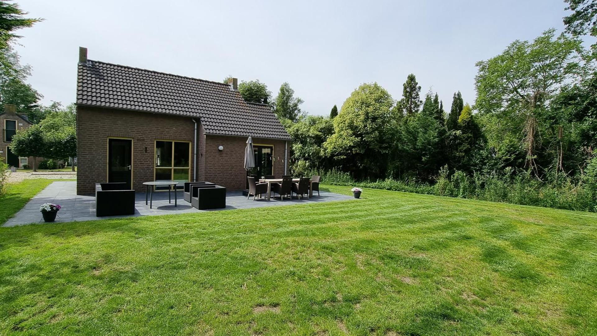 Recreatiewoning Maas en Waal 72