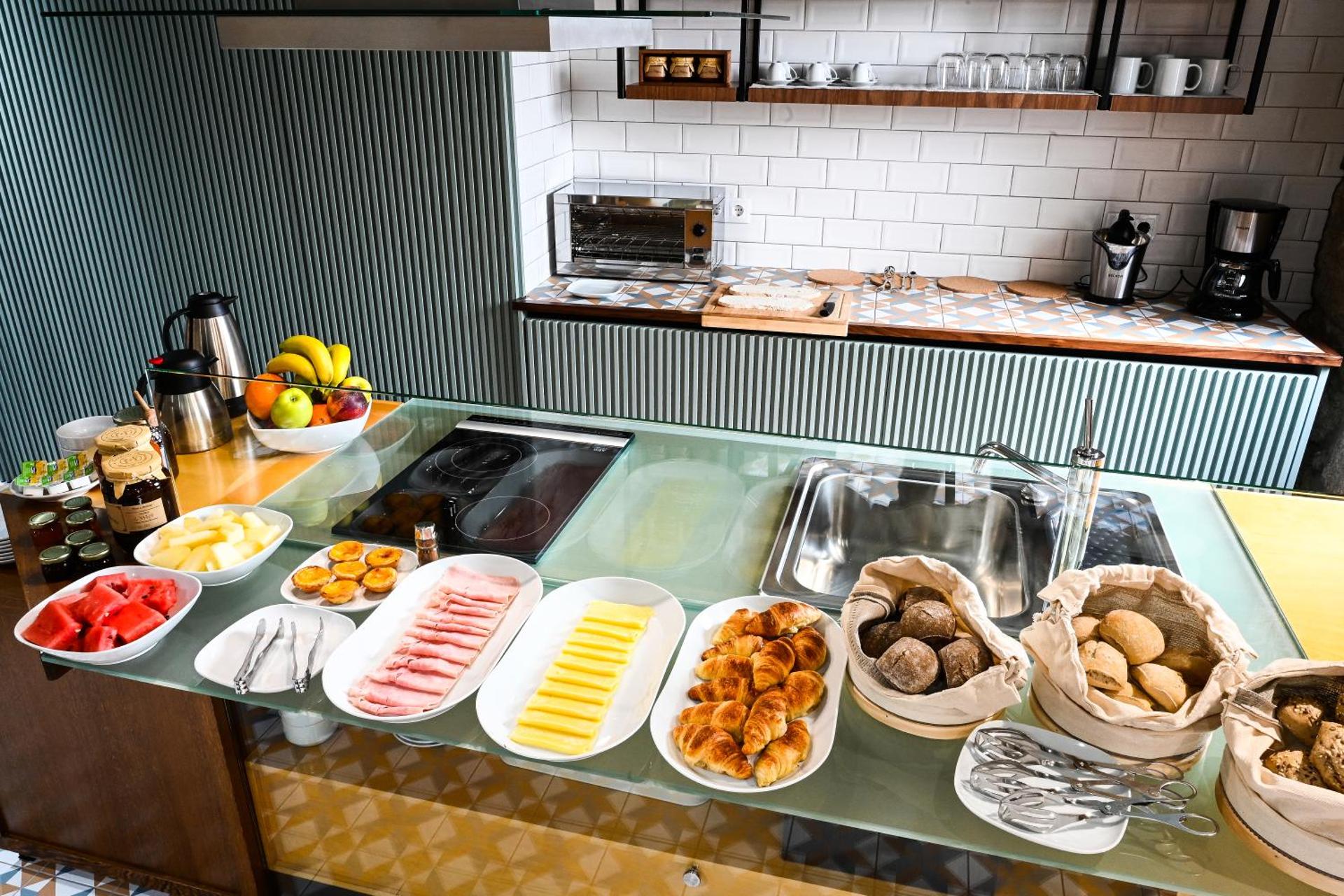 Continental breakfast