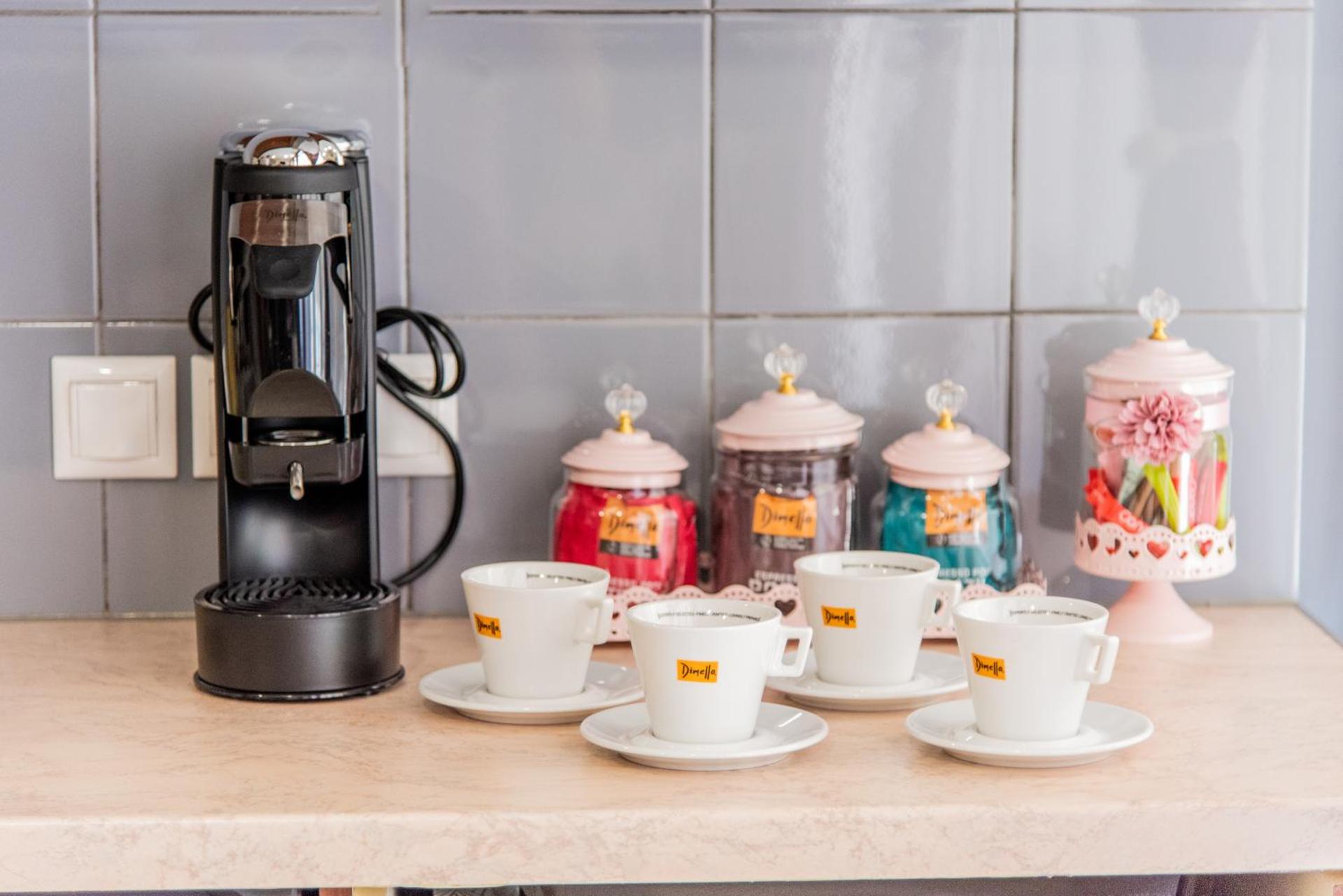 Coffee/tea facilities