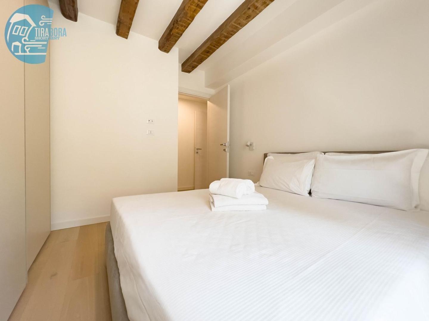 Cavana 10 Tirabora Short Rent, con parcheggio privato