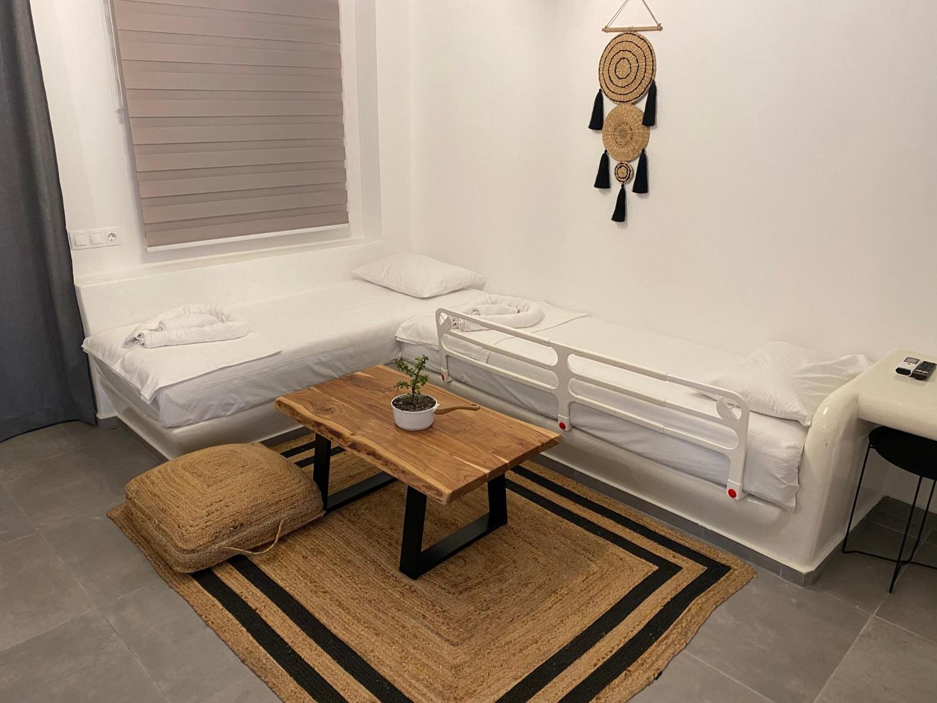 Iakovos' Luxury House