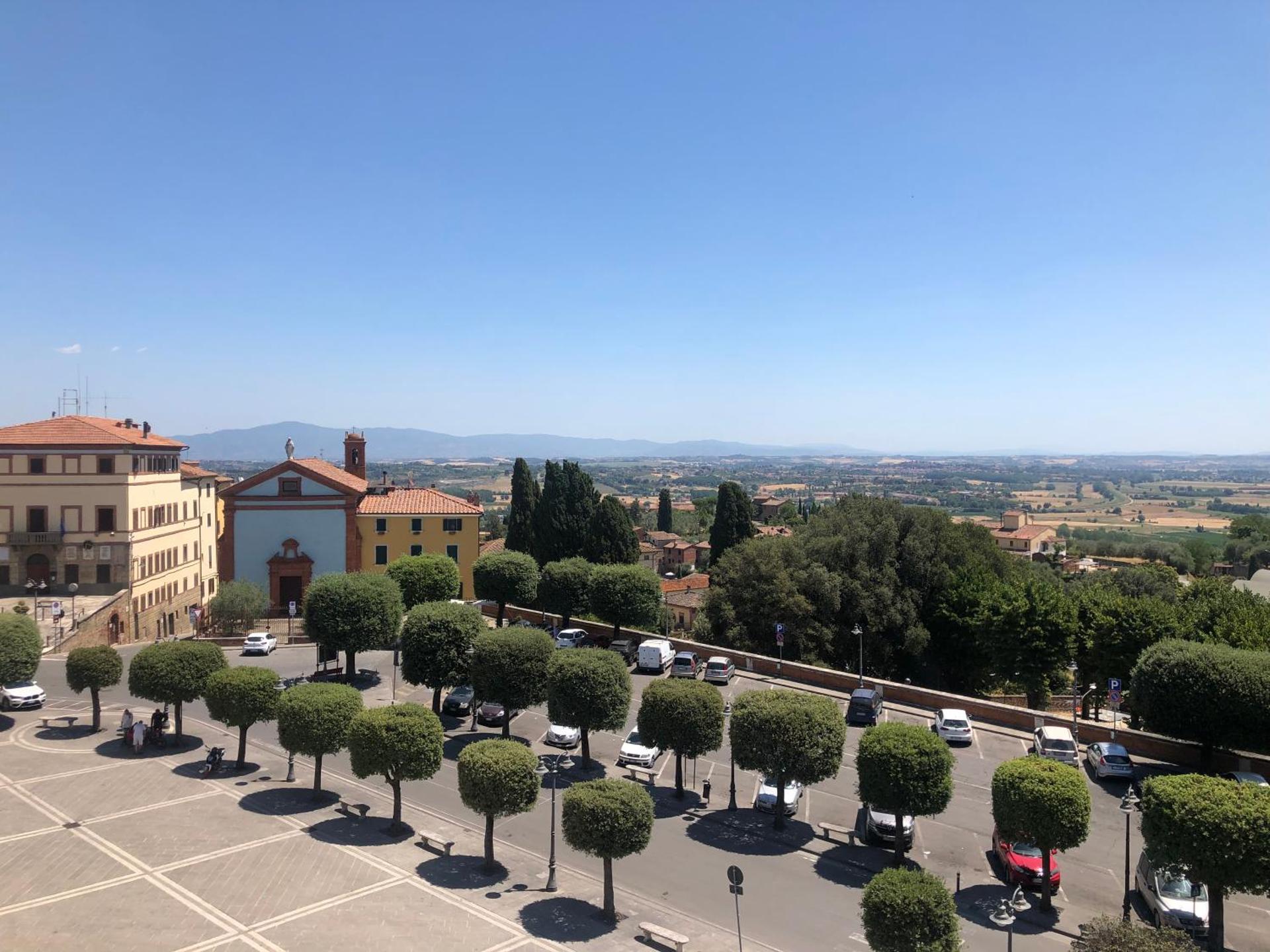 “Attico Garibaldi” nel cuore della Toscana