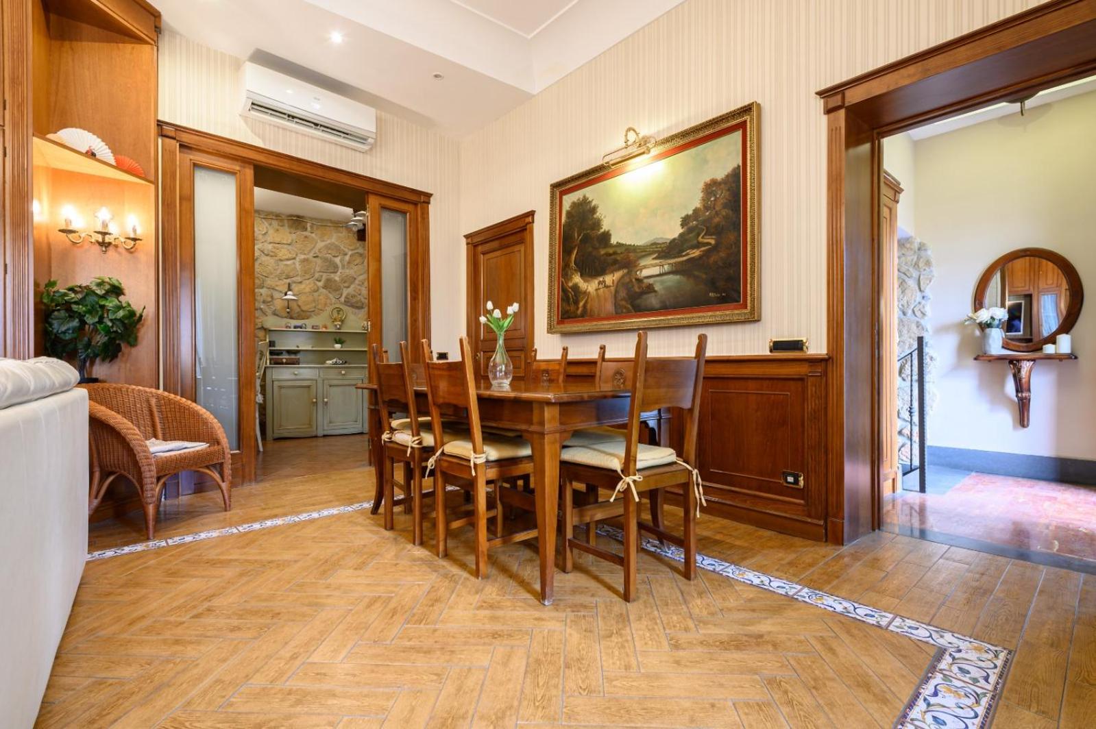 Totò e Peppino Family House