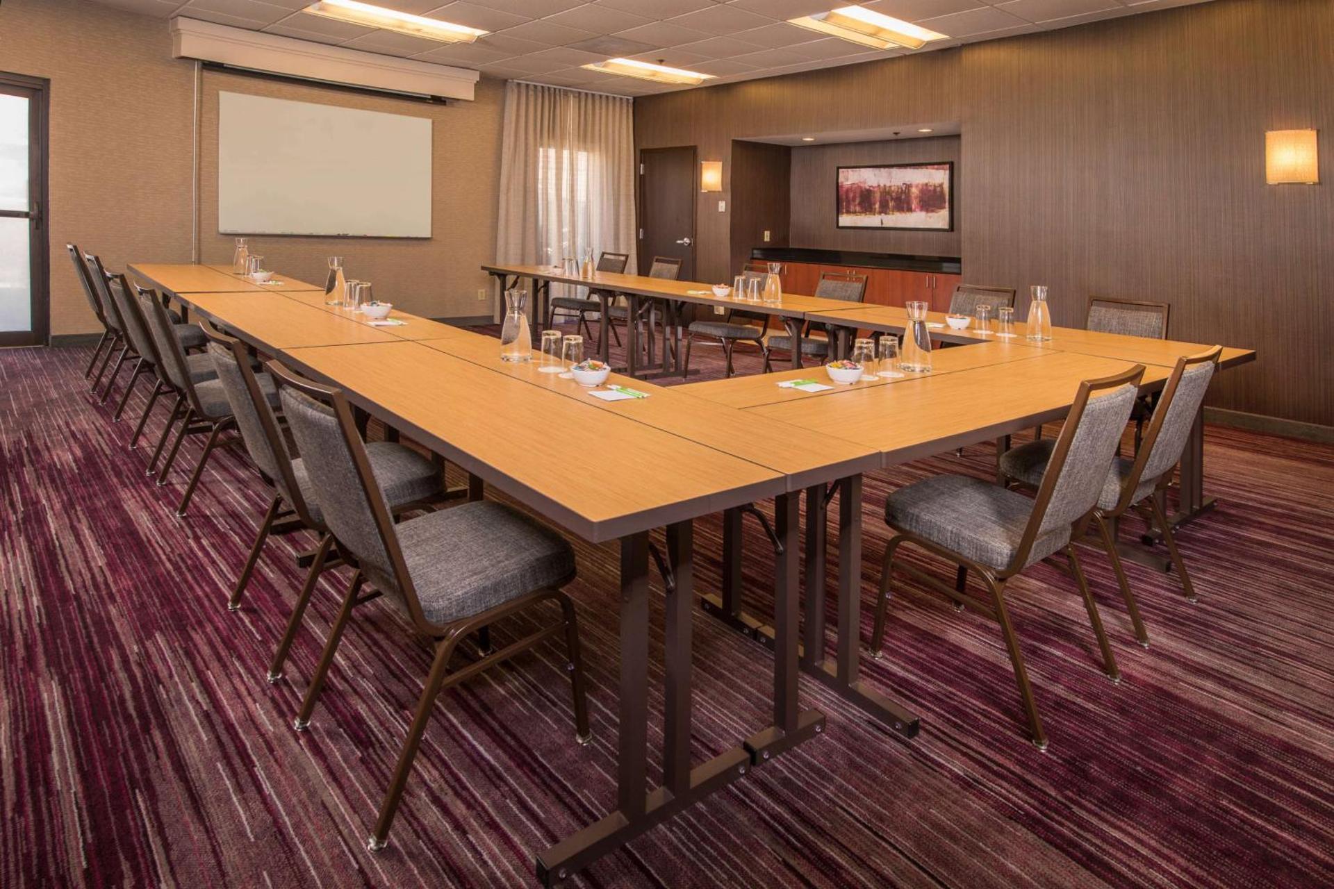 Meeting/conference room