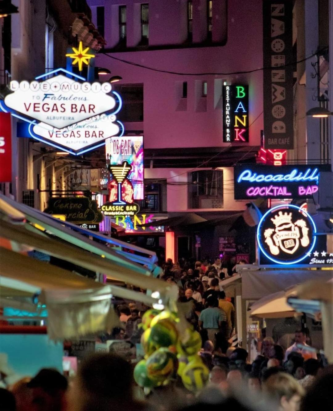 In Downtown - Villa Serenity