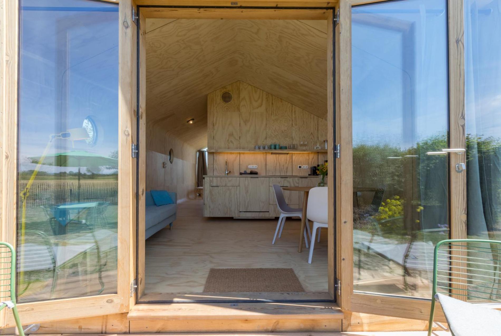 Welcome in - Wikkelhouse, Kon Emmaweg 6 Vrouwenpolder