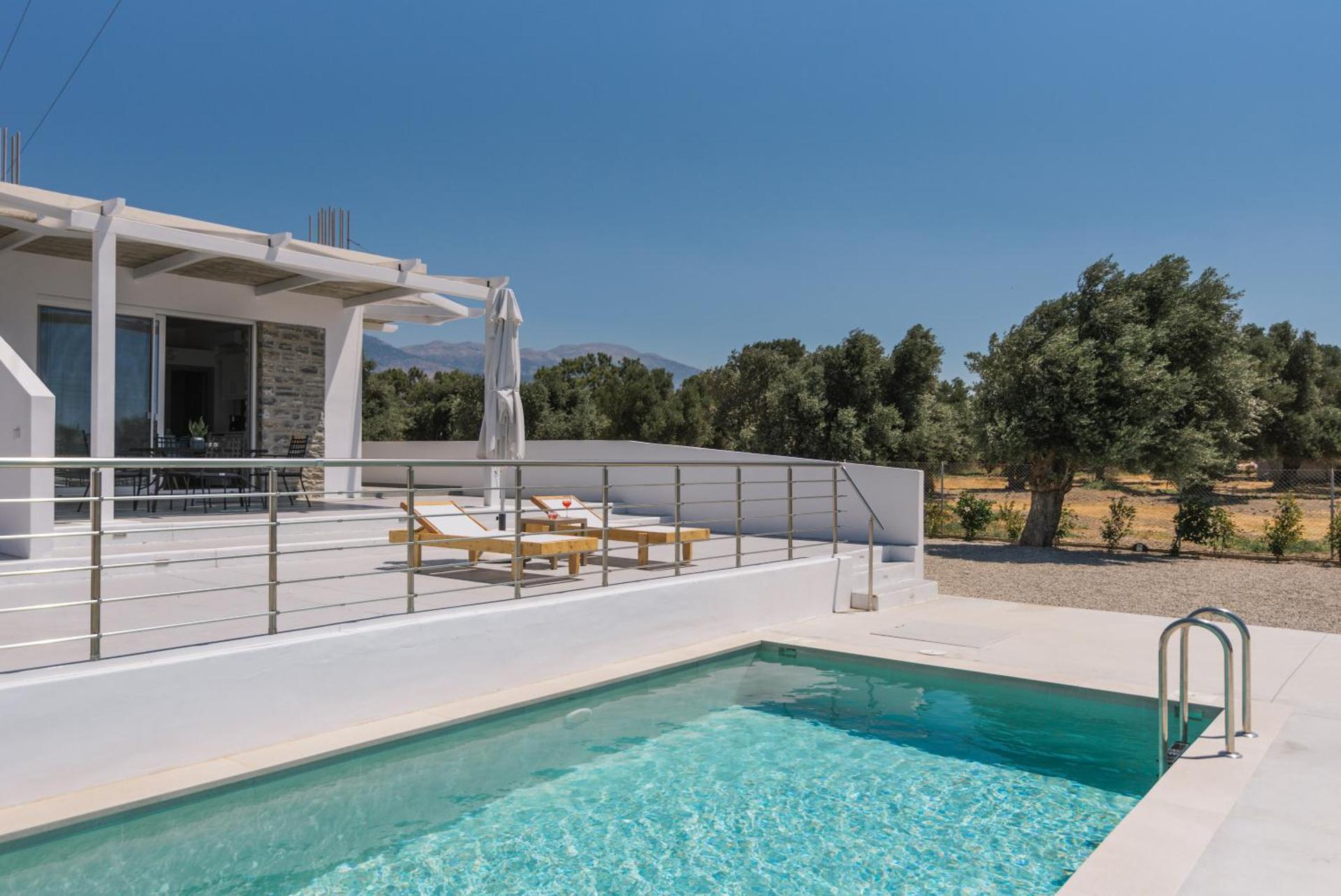 ANASTASIA'S Luxury Homes