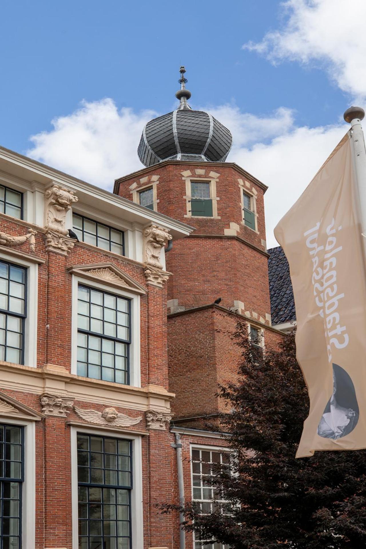 Sterlogies City Penthouse