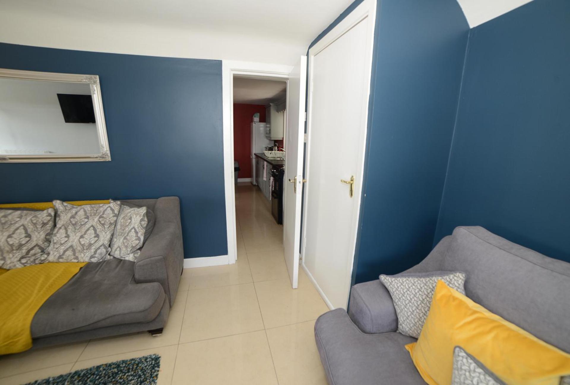 Notting Hill West in the heart of Westport Town