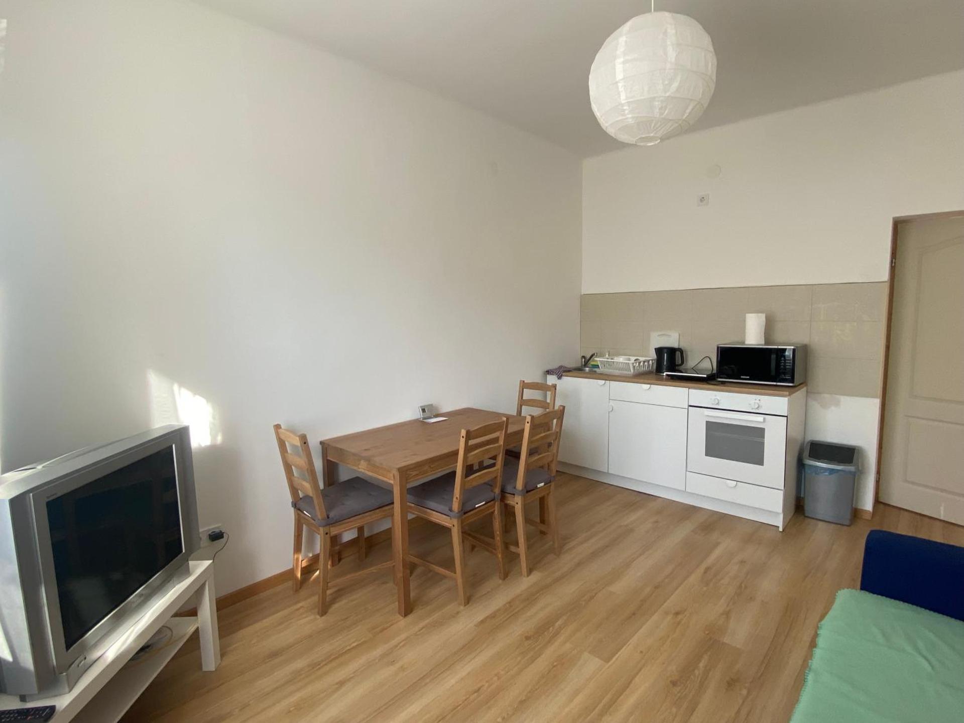 Budapest Airport-Vecsés Trainstation Apartman K7