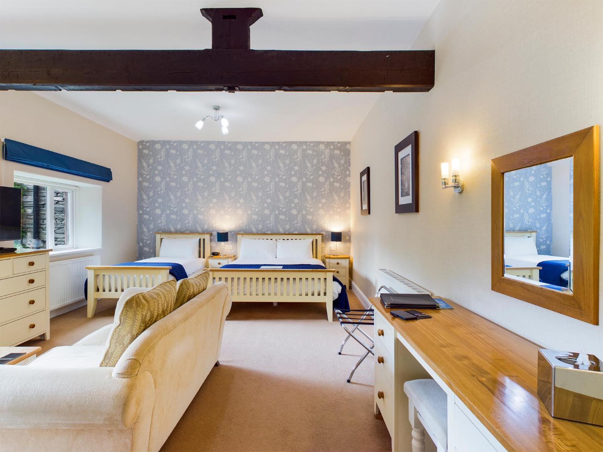 Photo of the whole room