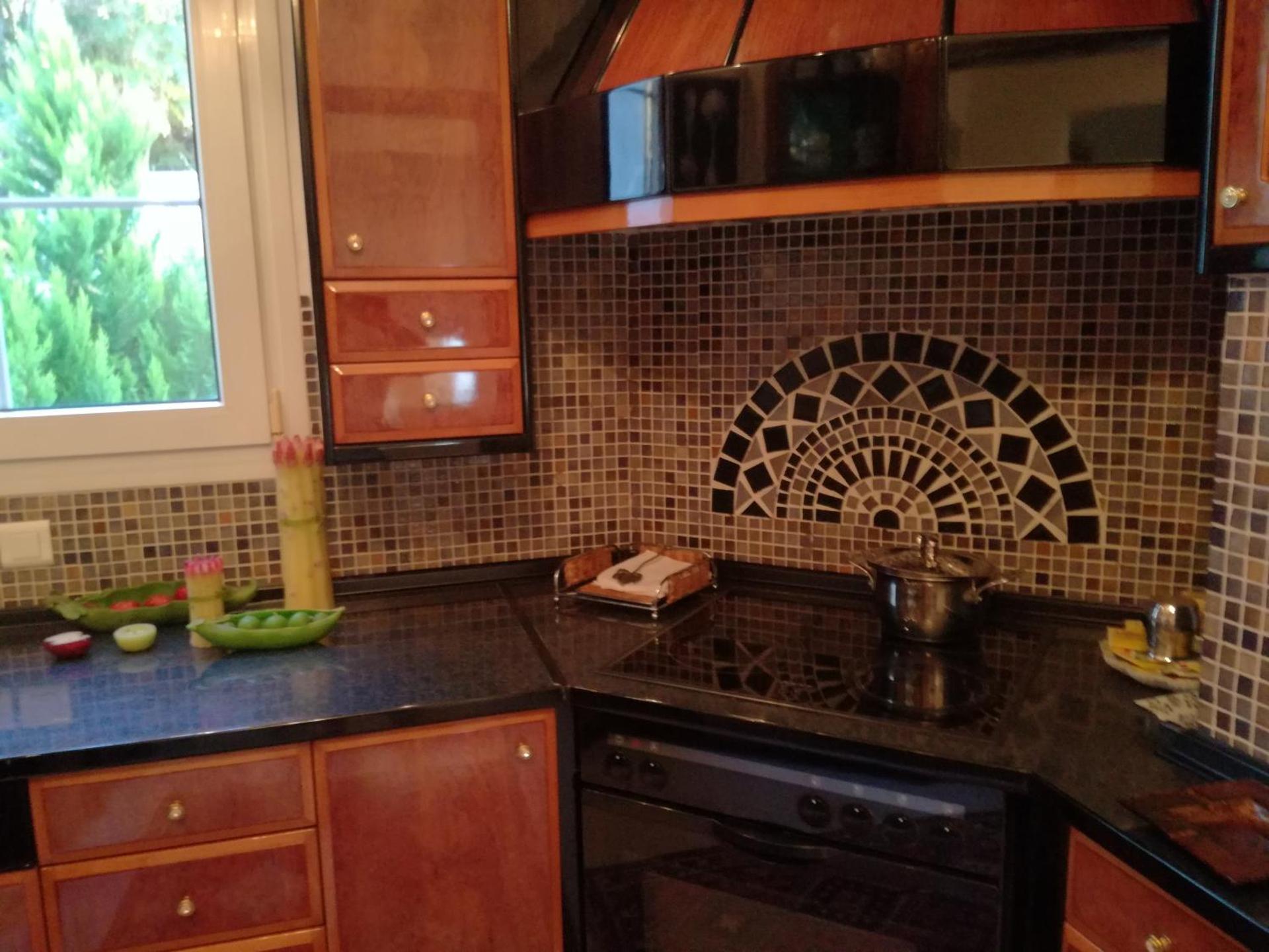 Πολυτελής κατοικία με θέα τον Θερμαϊκό