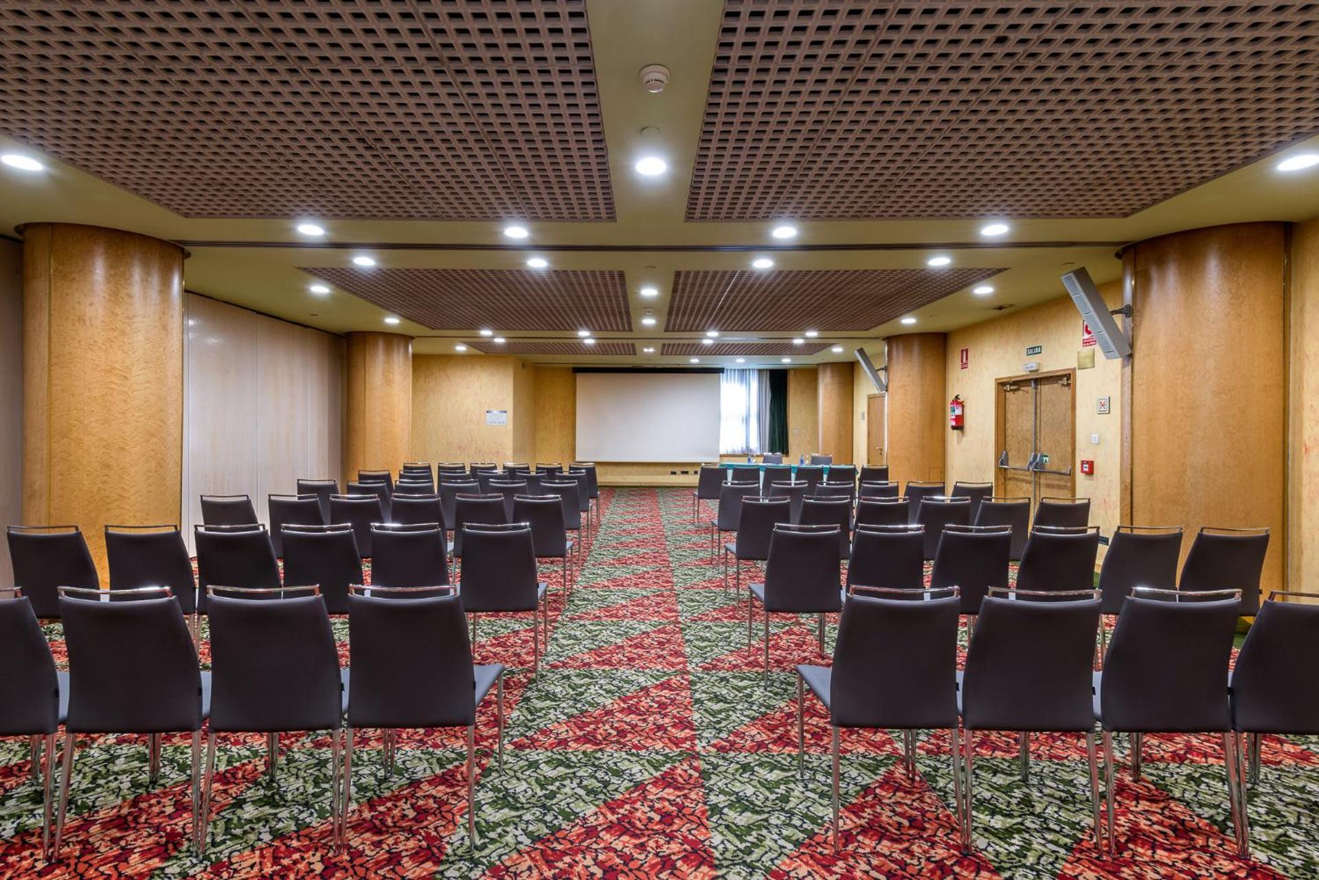 Meeting/conference room