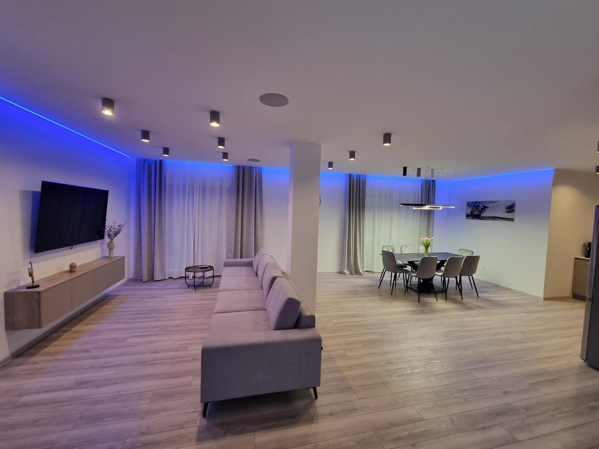 Villa Madison, Spacious Sea View Apartments Near Zadar Advent and Winter Activities