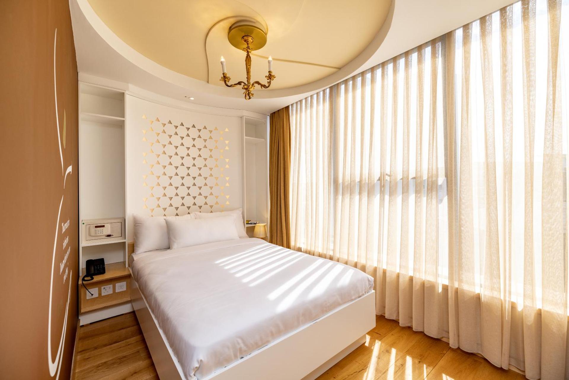 Limehouse Library Hotel