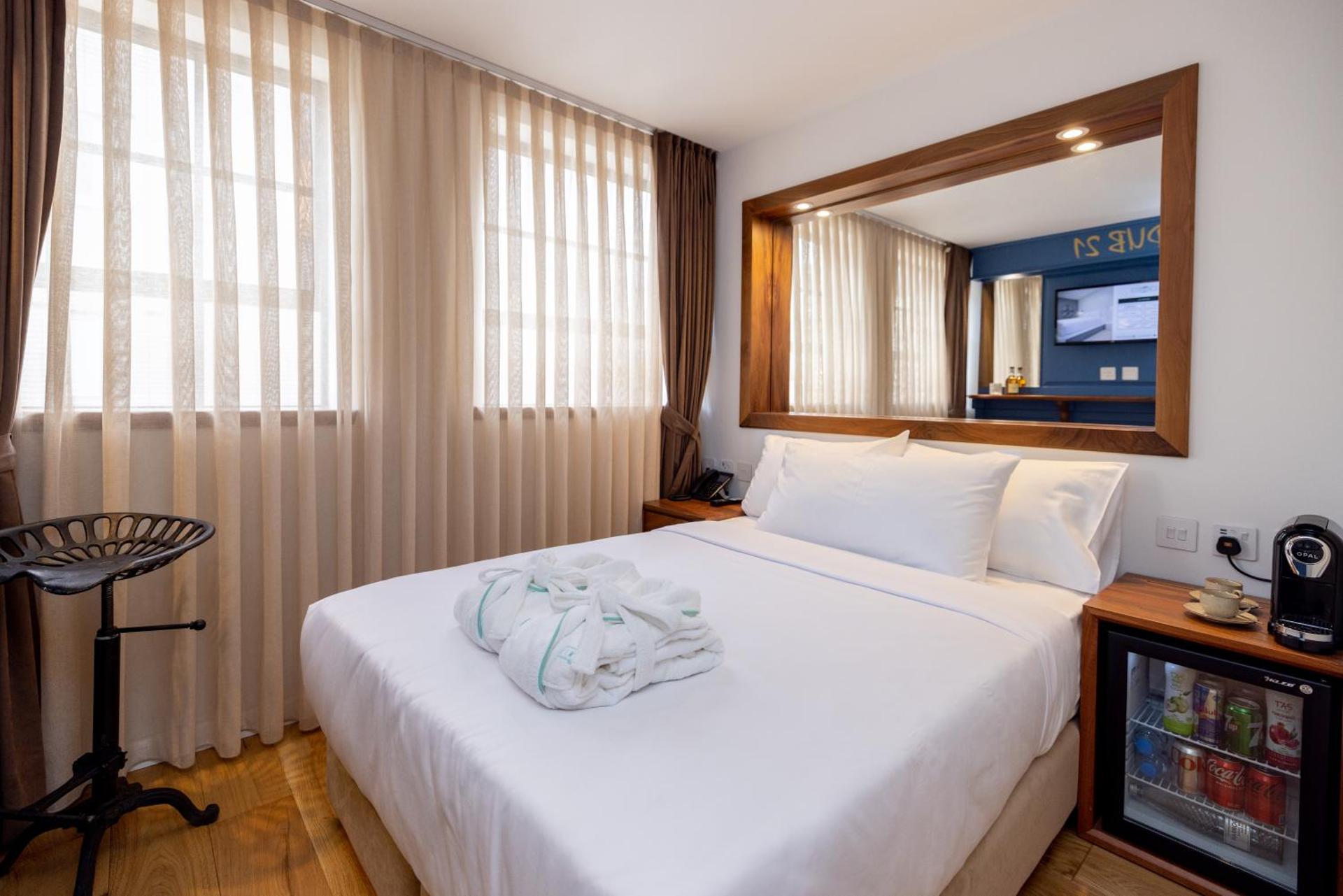 Limehouse Library Hotel