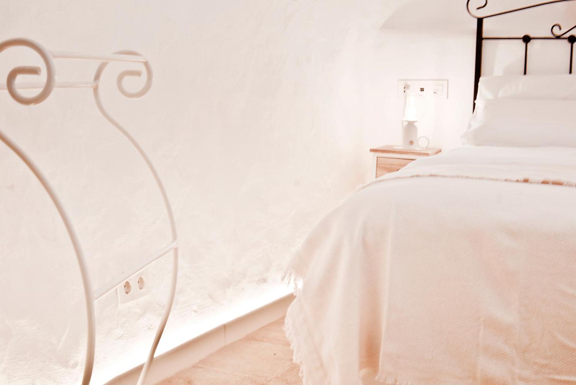 Las Cuevas de Monachil