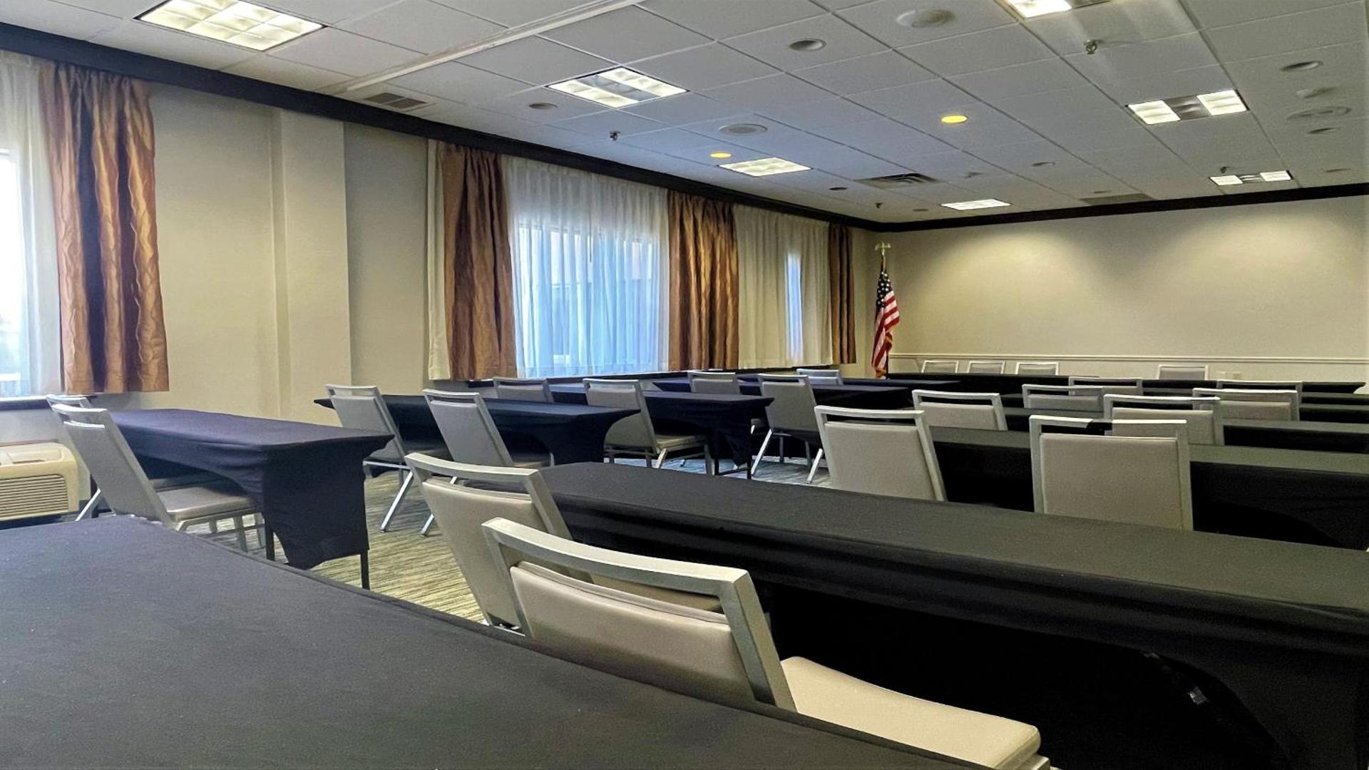 Meeting/conference room