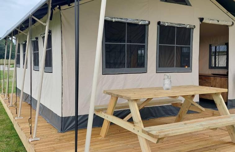 Charmecamping & Appartementen De Regge-Vallei