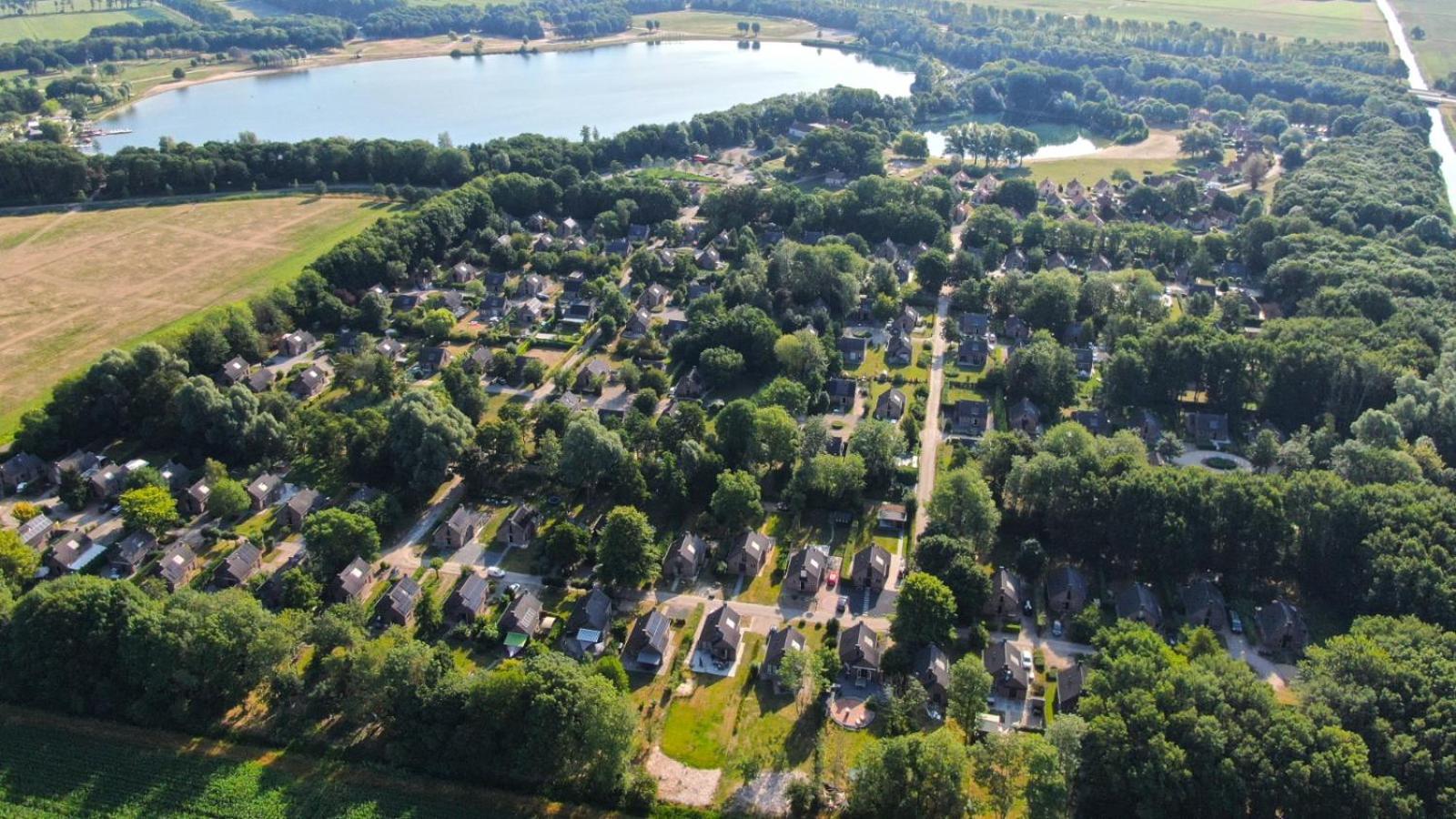 Vakantiewoning Maas en Waal 100