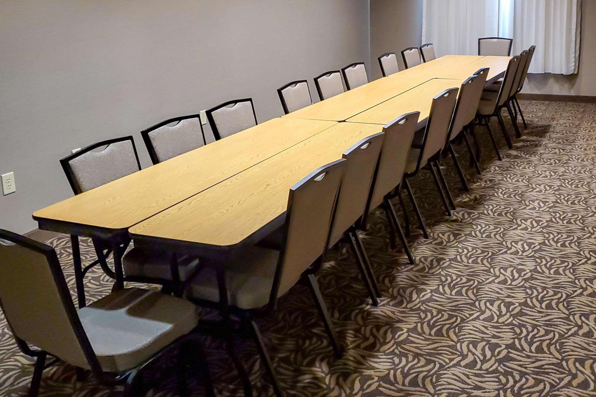 Meeting/conference room