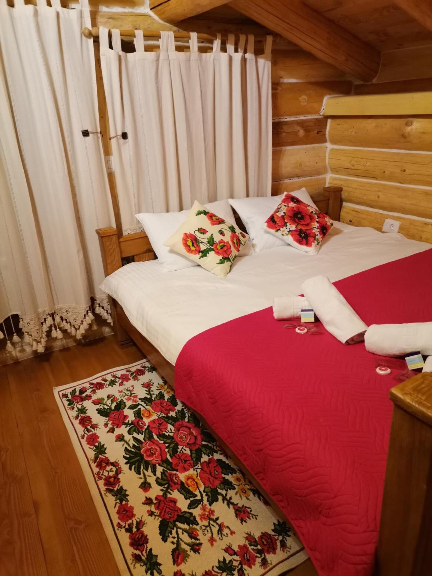 Cabana Casa de Piatra, de la Mara