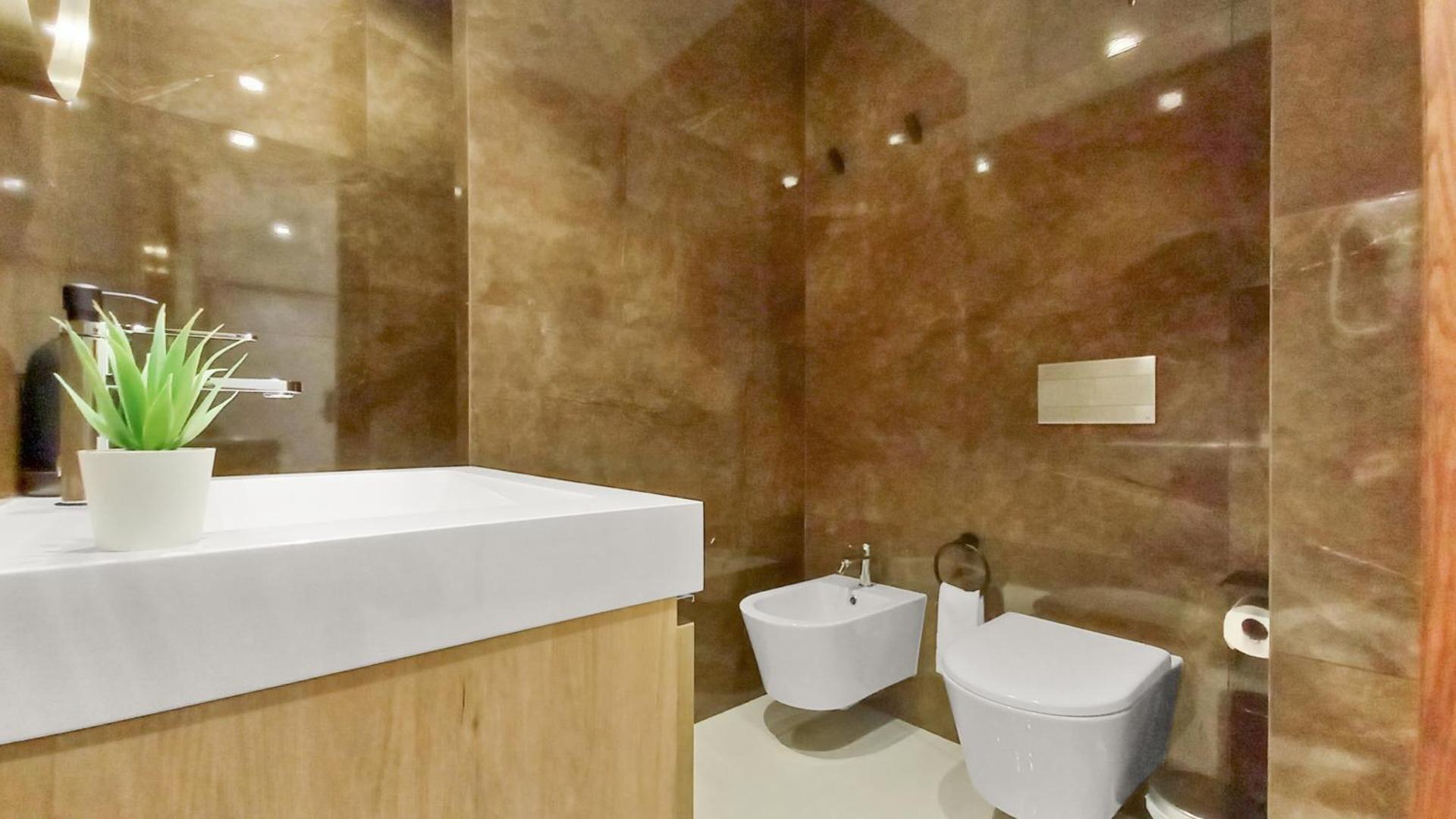 Seven Seas Apartments