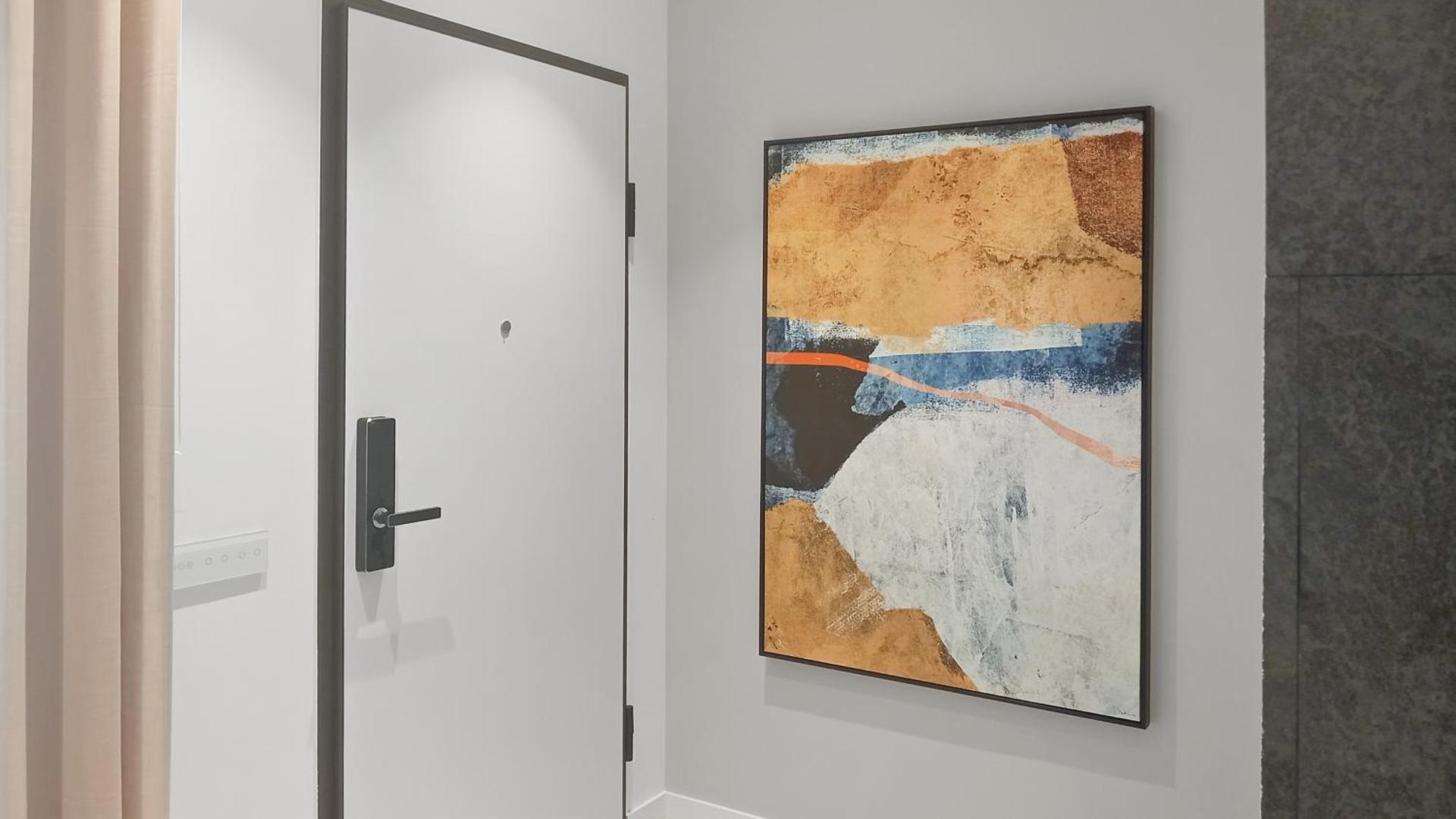 Seven Seas Apartments