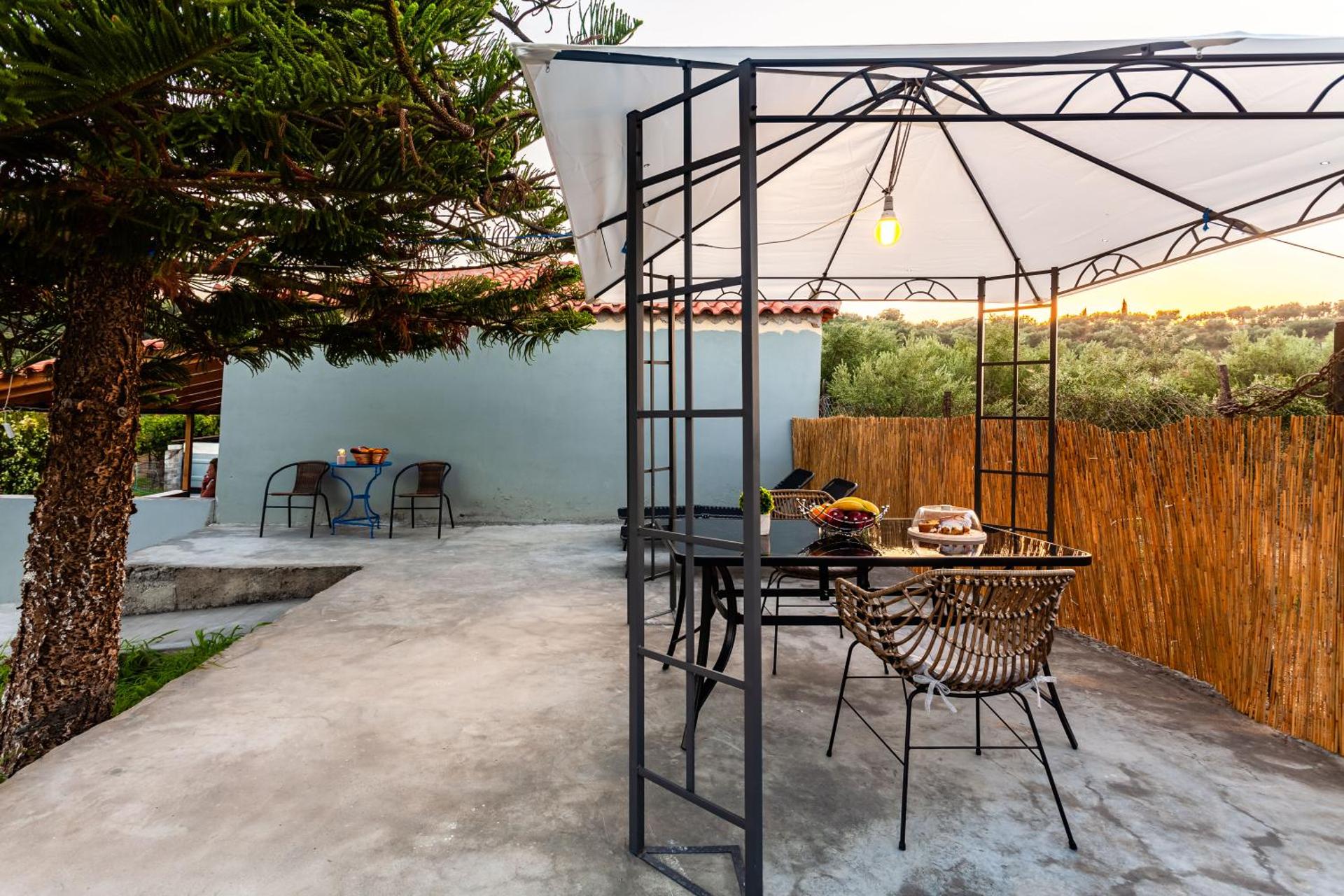 Makarounis Athanasios Traditional Apartments(Ξενώνας)