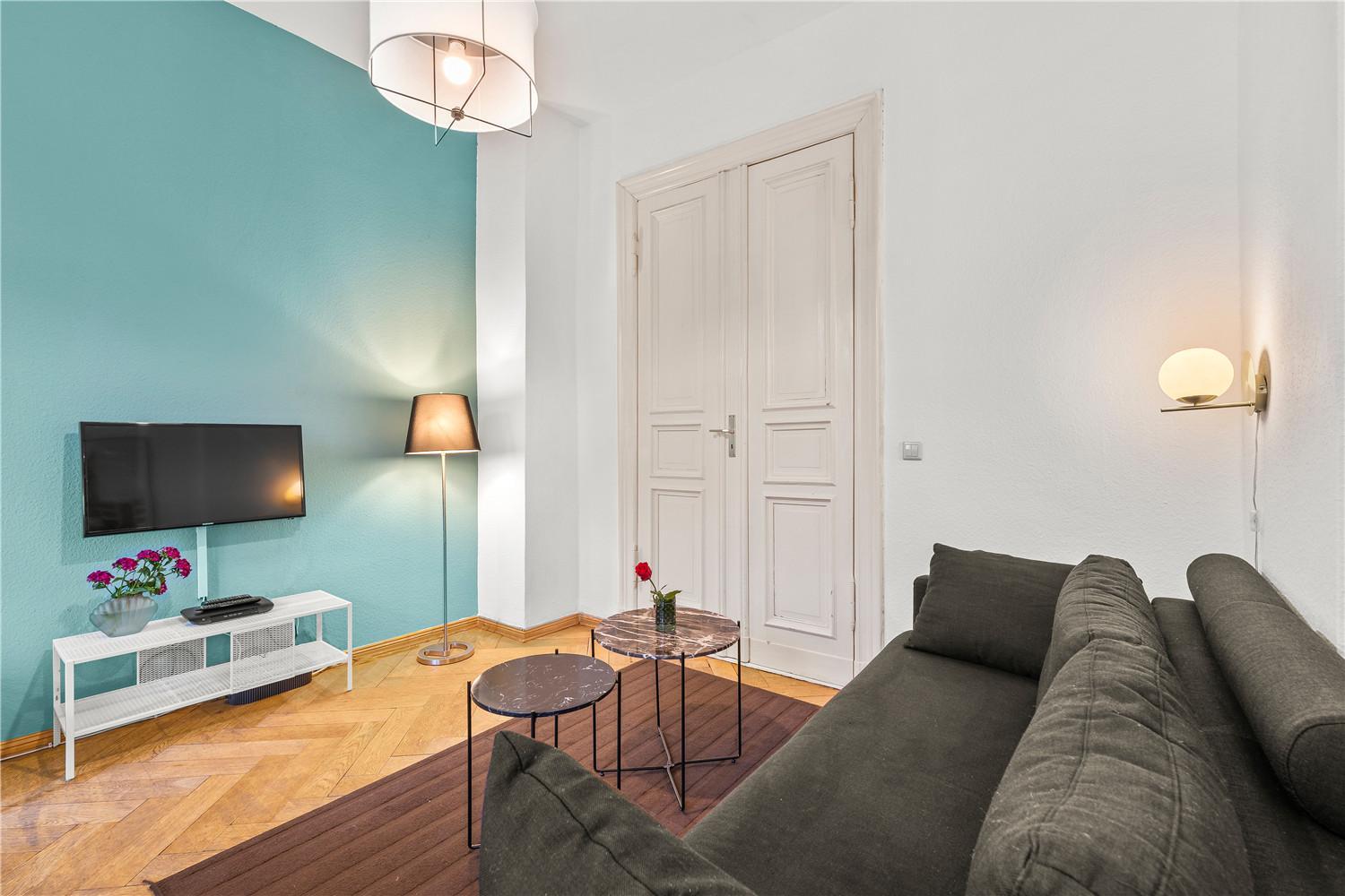 Communal lounge/ TV room