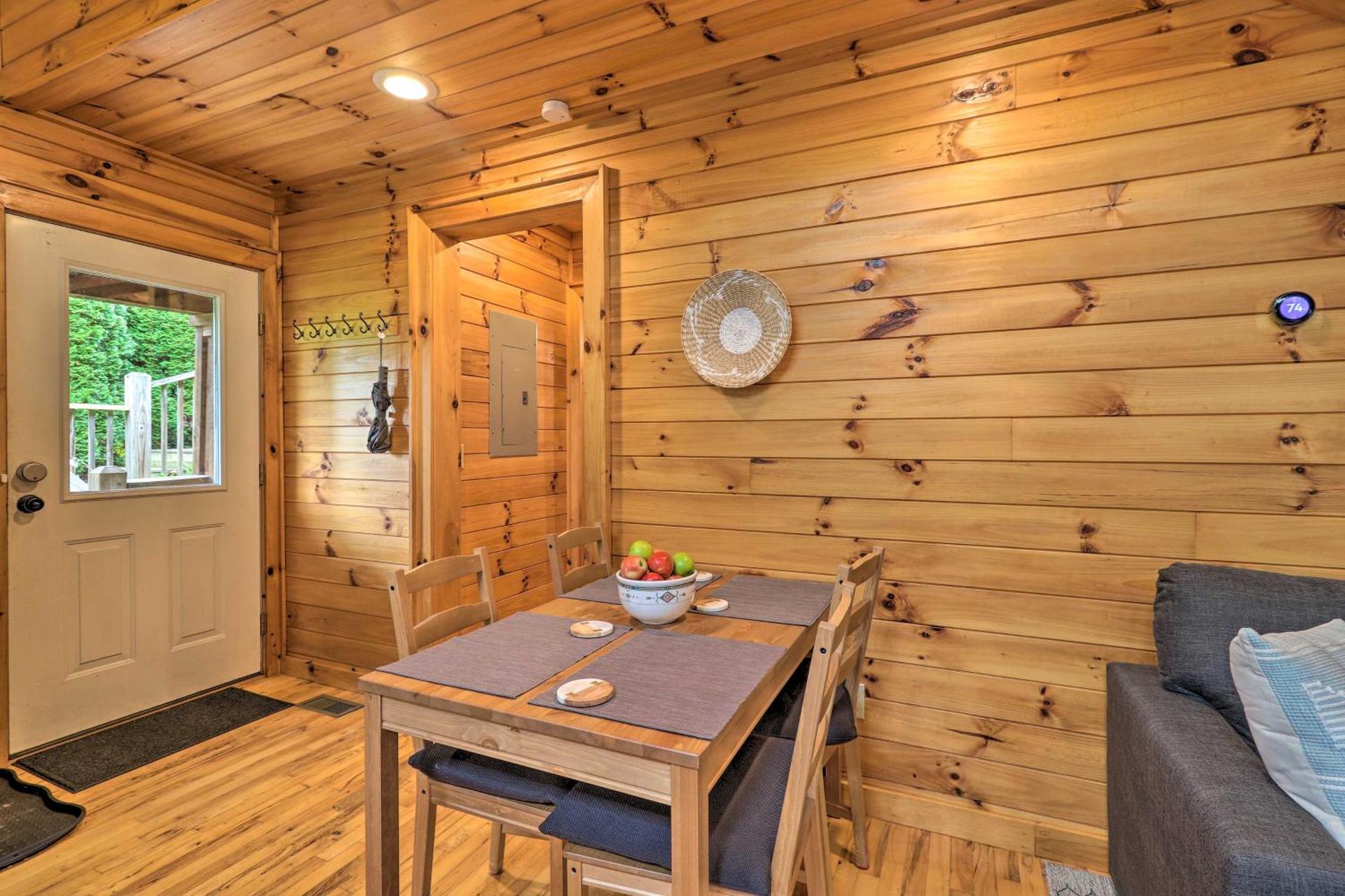 Cozy Boone Cabin with Deck Close to Downtown!