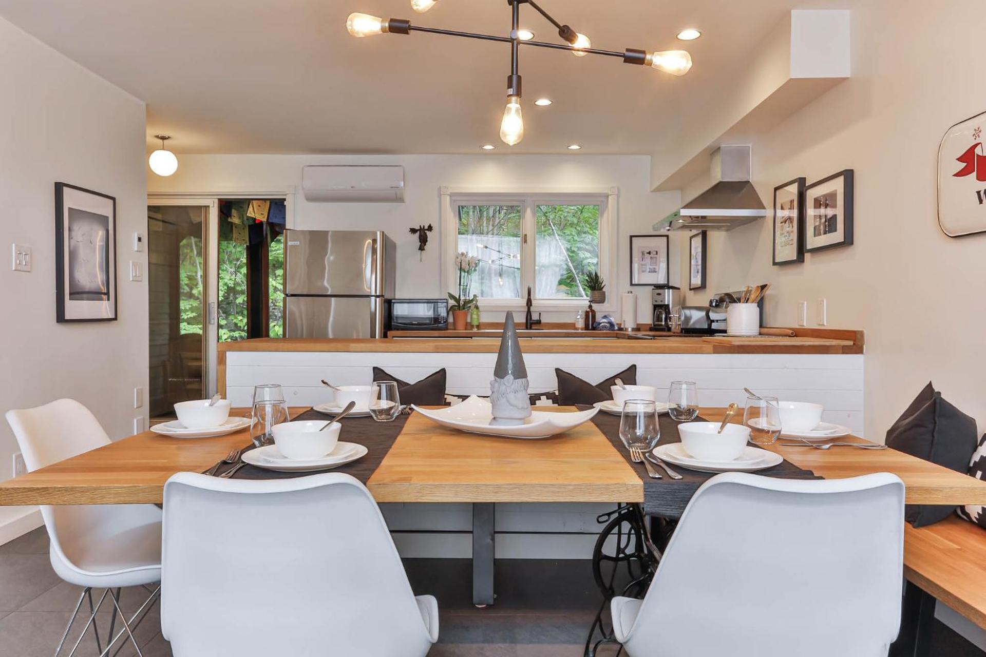 4 Storey Ski Inout Mountain Home In Tremblant